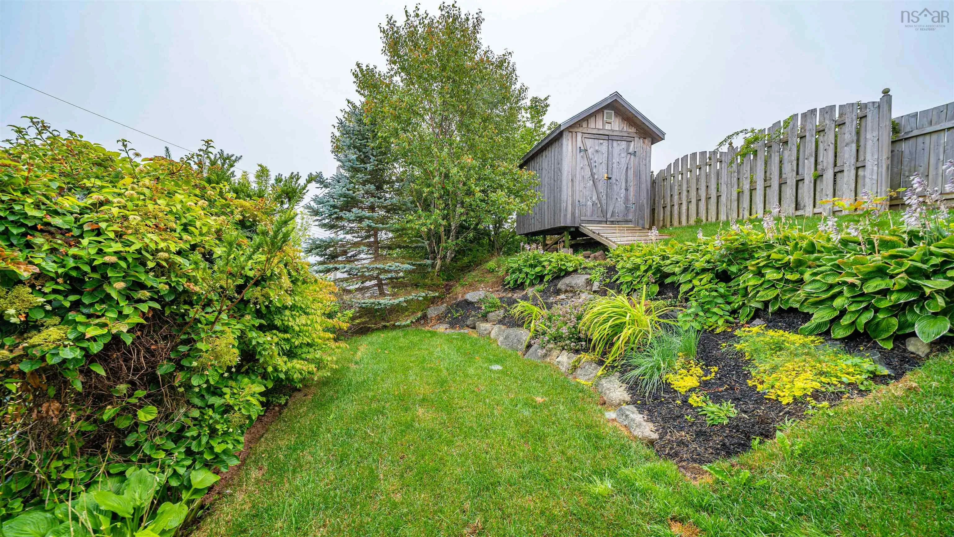 45 Towerview Drive, Halifax, NS B3P 2J4, 3 Bedrooms Bedrooms, ,4 BathroomsBathrooms,Residential,For Sale,Towerview,202520789