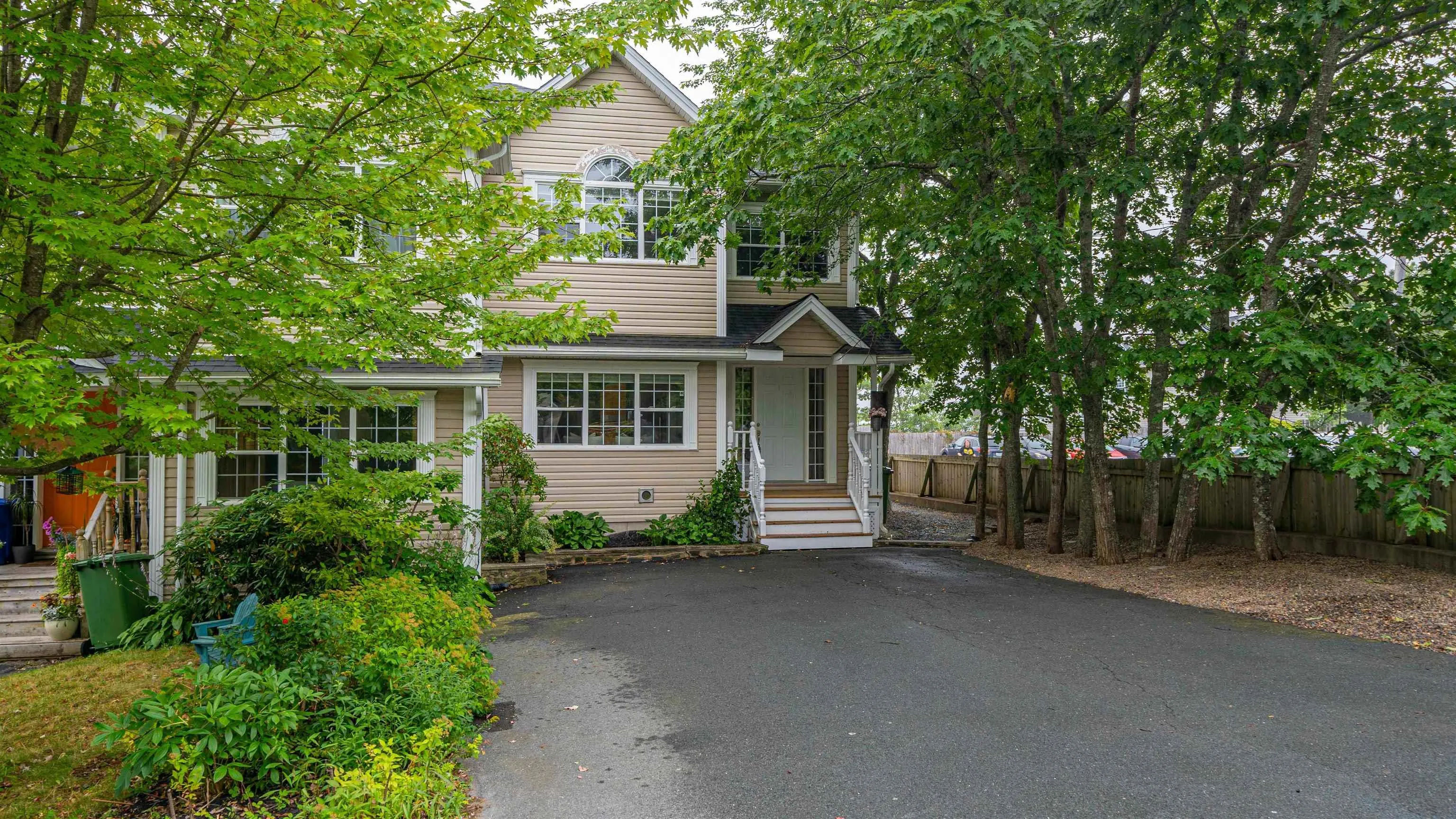 45 Towerview Drive, Halifax, NS B3P 2J4, 3 Bedrooms Bedrooms, ,4 BathroomsBathrooms,Residential,For Sale,Towerview,202520789