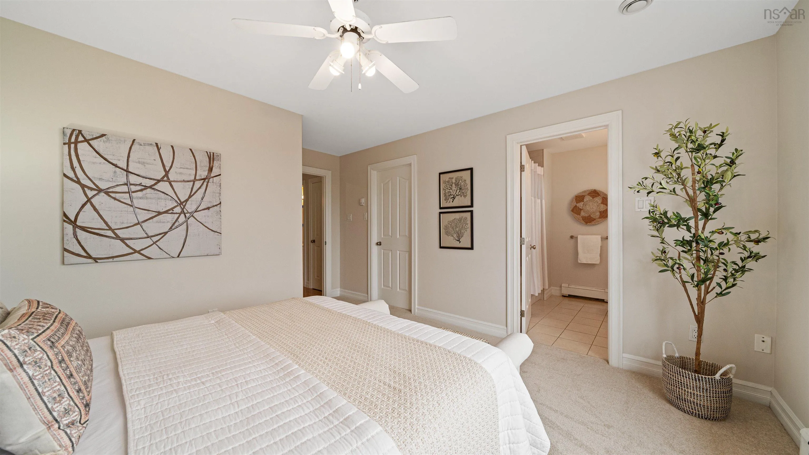 45 Towerview Drive, Halifax, NS B3P 2J4, 3 Bedrooms Bedrooms, ,4 BathroomsBathrooms,Residential,For Sale,Towerview,202520789