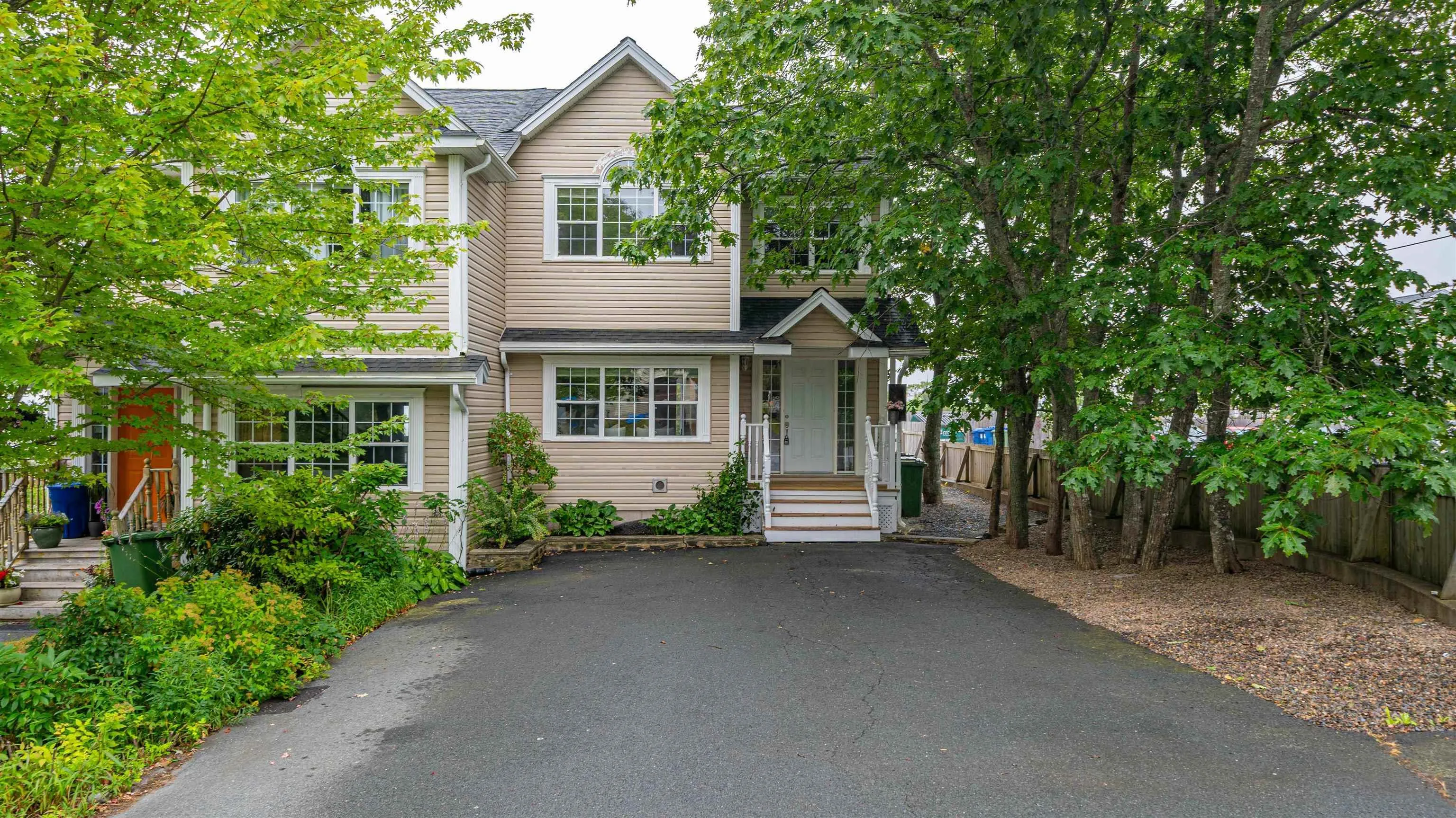 45 Towerview Drive, Halifax, NS B3P 2J4, 3 Bedrooms Bedrooms, ,4 BathroomsBathrooms,Residential,For Sale,Towerview,202520789