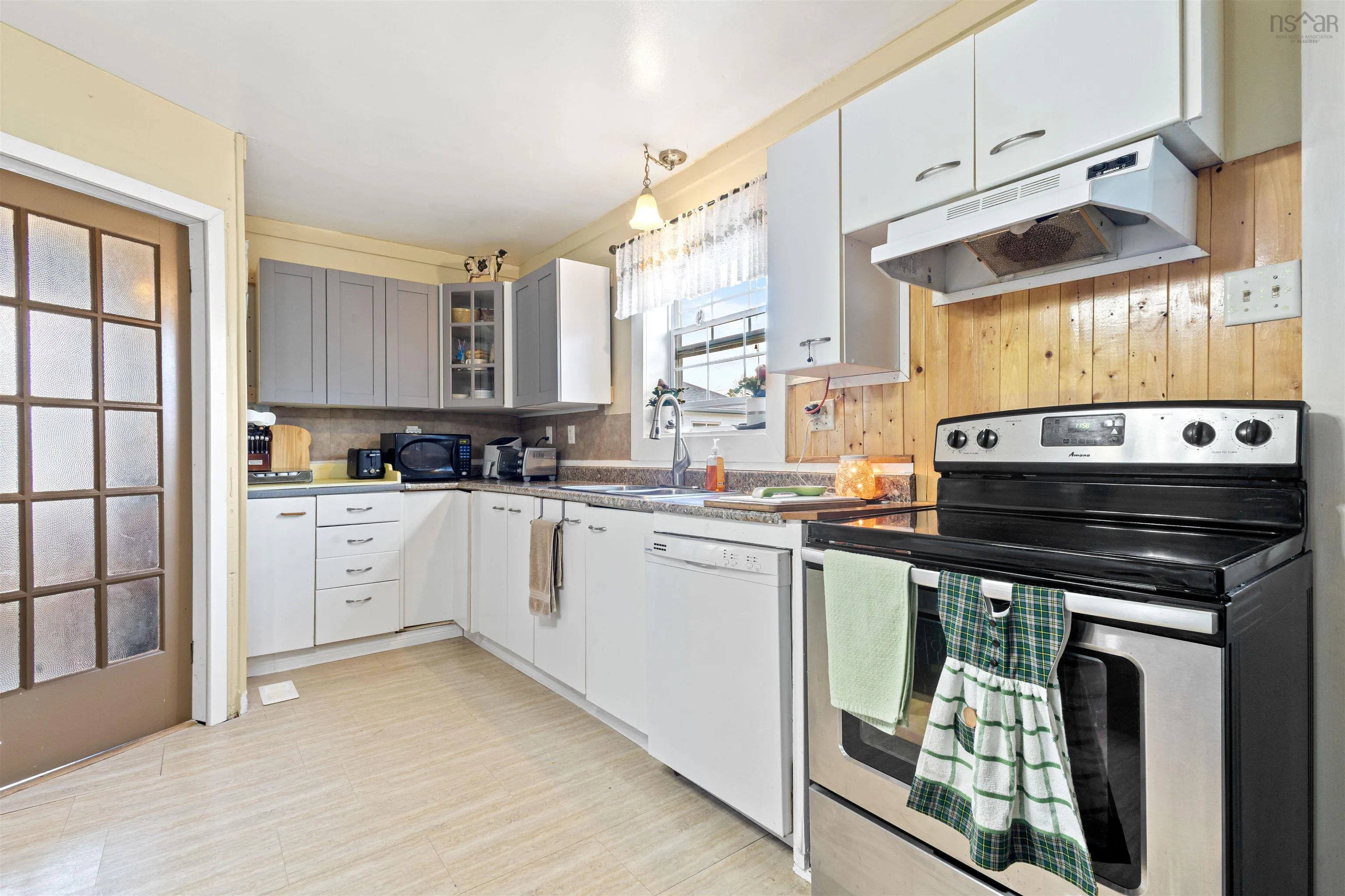 593 College Road, Bible Hill, NS B2N 2R1, 3 Bedrooms Bedrooms, ,1 BathroomBathrooms,Residential,For Sale,College,202525499