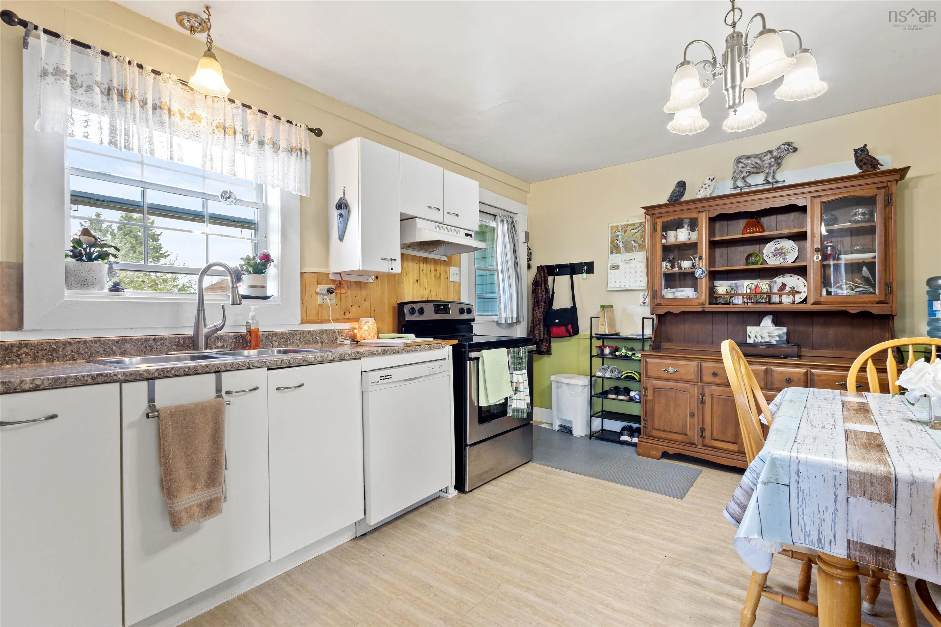 593 College Road, Bible Hill, NS B2N 2R1, 3 Bedrooms Bedrooms, ,1 BathroomBathrooms,Residential,For Sale,College,202525499