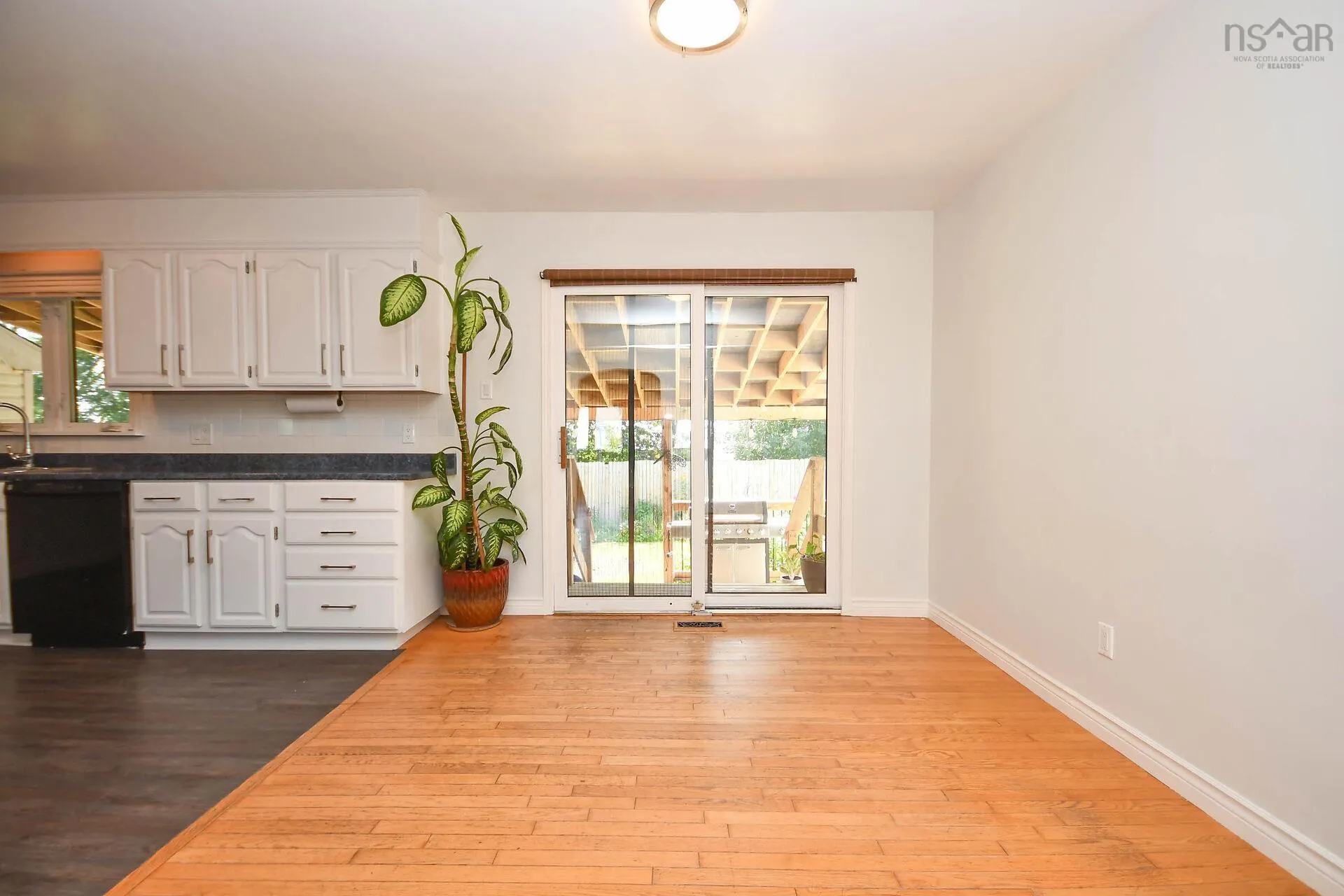 16 Raymoor Dr, Woodlawn, NS B2X 1G7, 4 Bedrooms Bedrooms, ,2 BathroomsBathrooms,Residential,For Sale,Raymoor,202520351