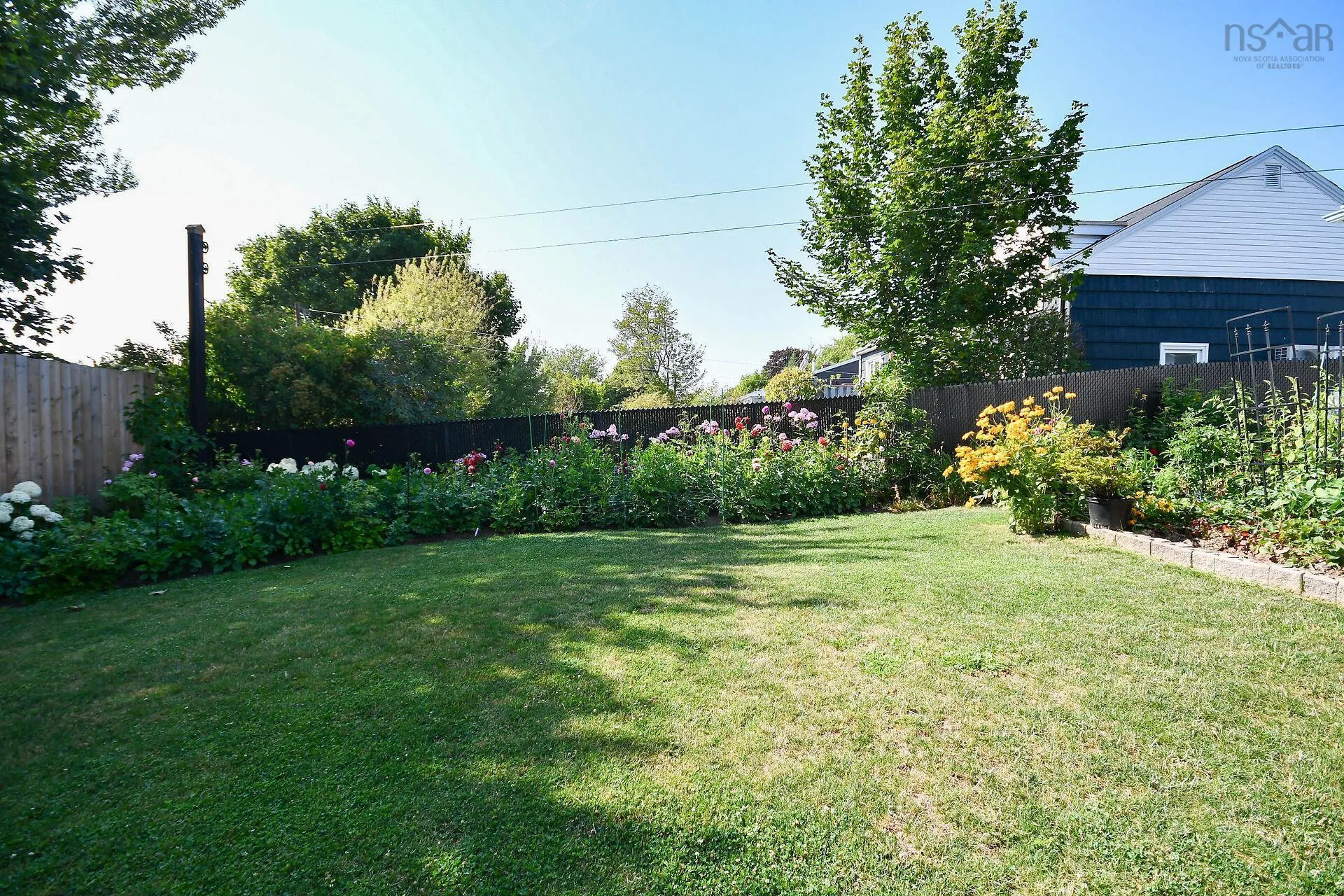 16 Raymoor Dr, Woodlawn, NS B2X 1G7, 4 Bedrooms Bedrooms, ,2 BathroomsBathrooms,Residential,For Sale,Raymoor,202520351