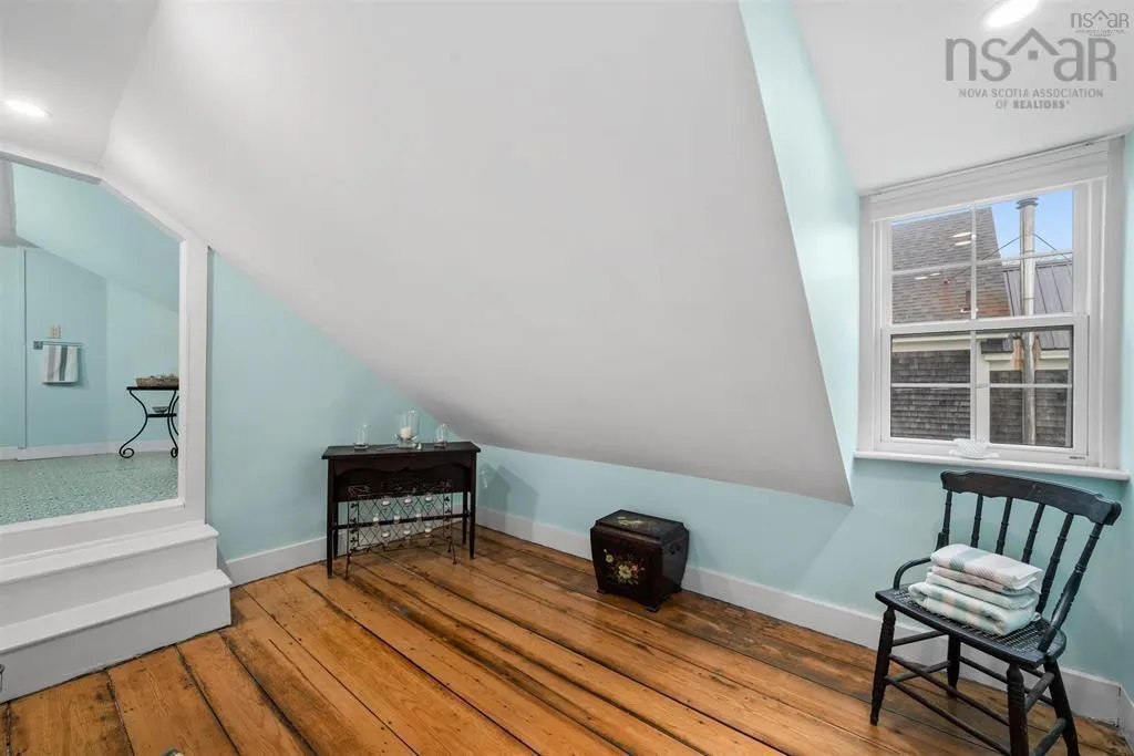 66 Main Street, Liverpool, NS B0T 1K0, 4 Bedrooms Bedrooms, ,2 BathroomsBathrooms,Residential,For Sale,Main,202519624