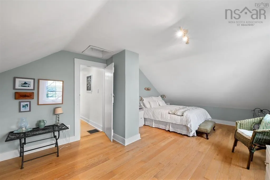 66 Main Street, Liverpool, NS B0T 1K0, 4 Bedrooms Bedrooms, ,2 BathroomsBathrooms,Residential,For Sale,Main,202519624