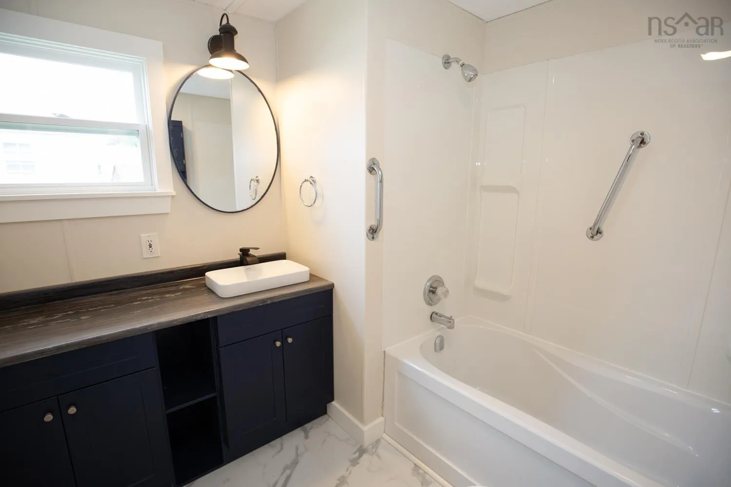 21 College Court, Bible Hill, NS B2N 6P3, 3 Bedrooms Bedrooms, ,1 BathroomBathrooms,Residential,For Sale,College,202520717