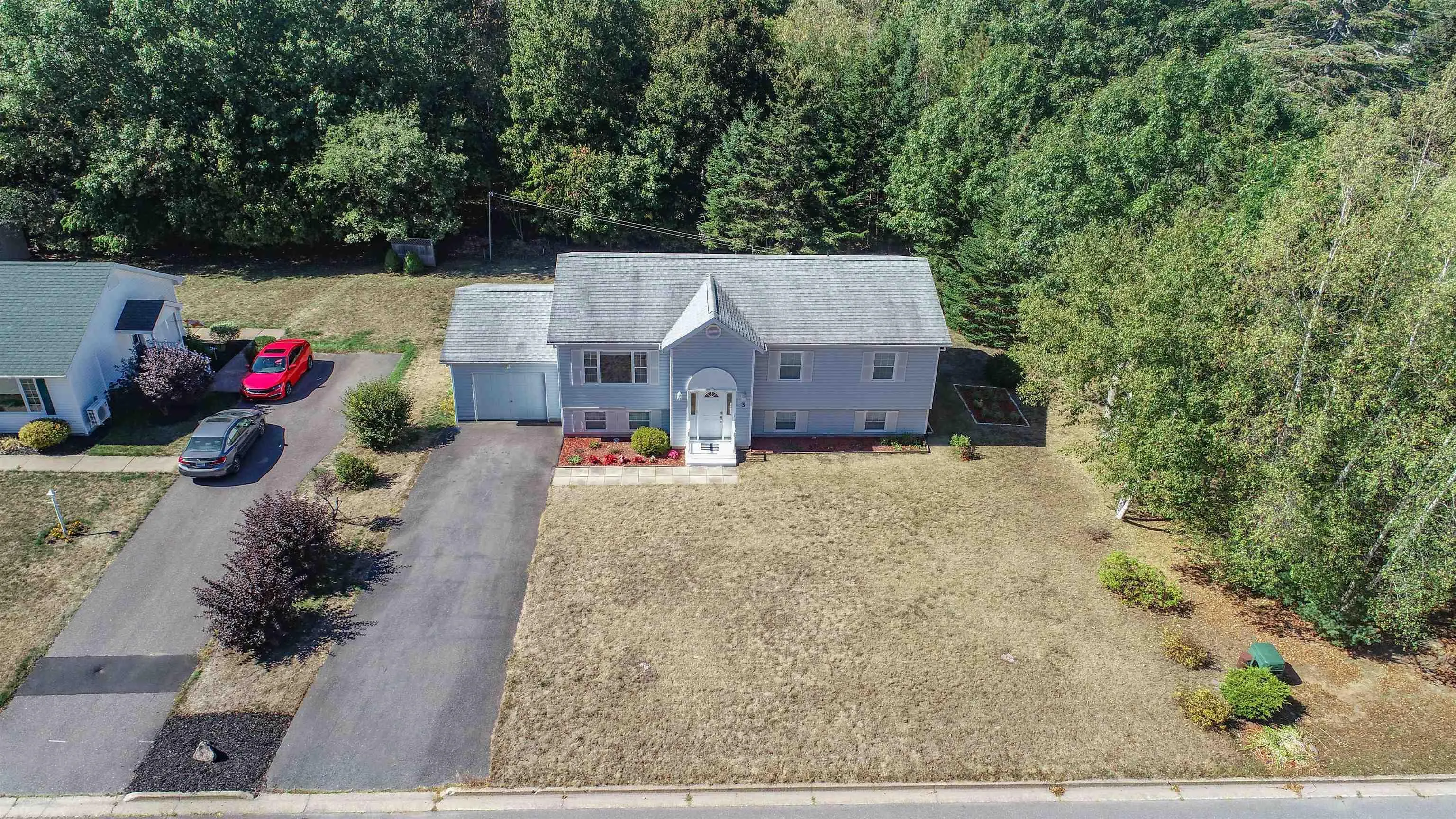 3 Acadia Dr, Kentville, NS B4N 5E1, 3 Bedrooms Bedrooms, ,3 BathroomsBathrooms,Residential,For Sale,Acadia Dr,202524463