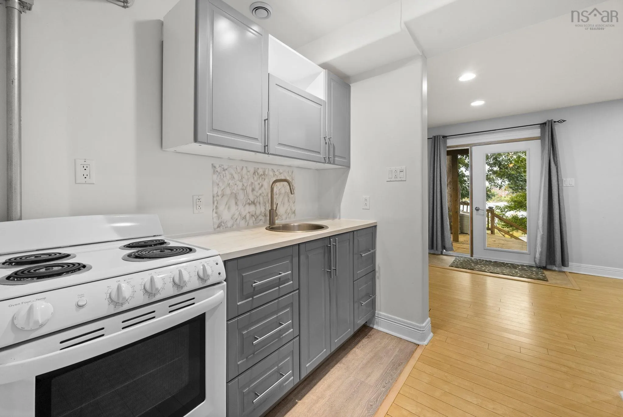 83 Red Fern Terrace, Halifax, NS B3S 1K9, 4 Bedrooms Bedrooms, ,4 BathroomsBathrooms,Residential,For Sale,Red Fern,202524795
