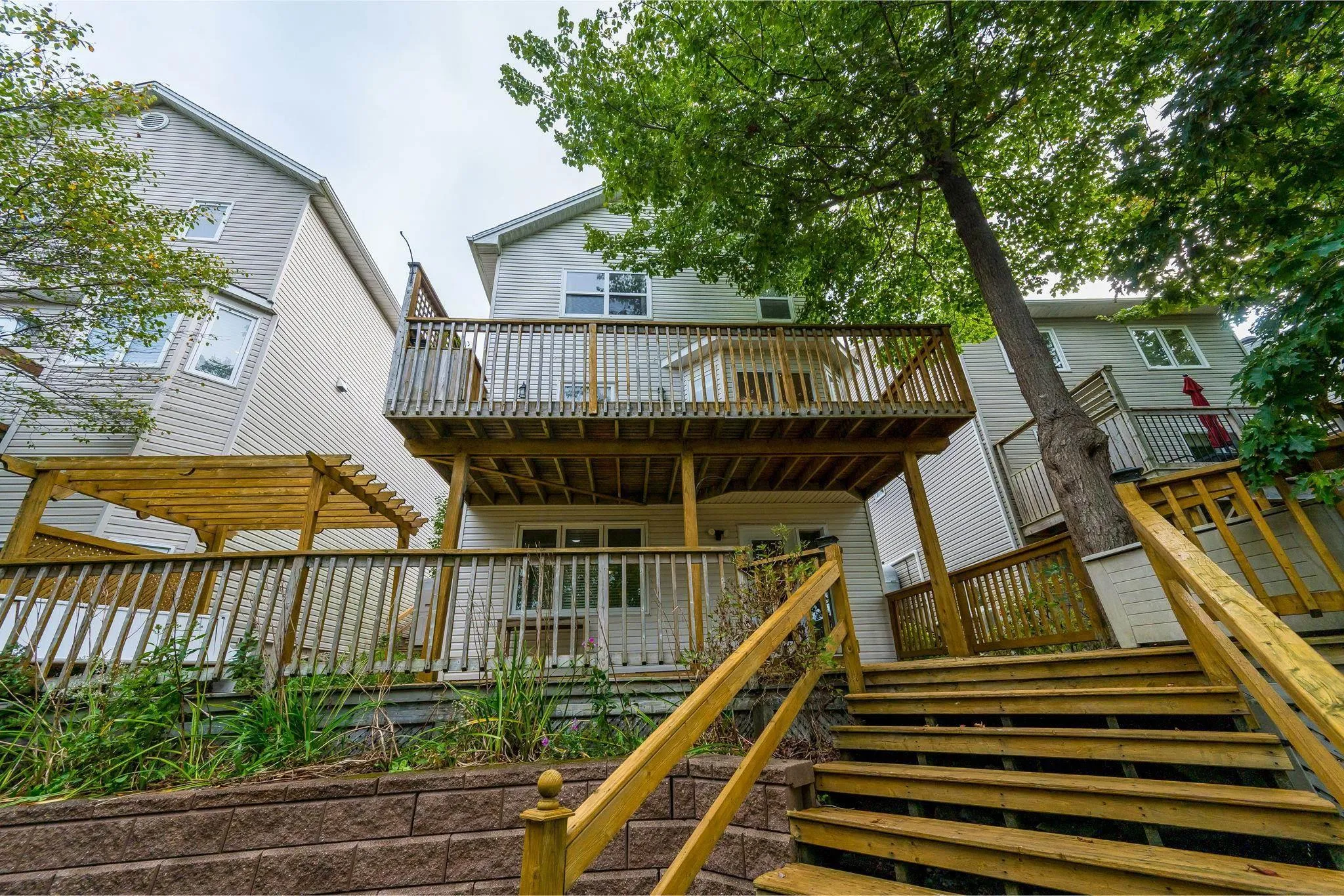 83 Red Fern Terrace, Halifax, NS B3S 1K9, 4 Bedrooms Bedrooms, ,4 BathroomsBathrooms,Residential,For Sale,Red Fern,202524795