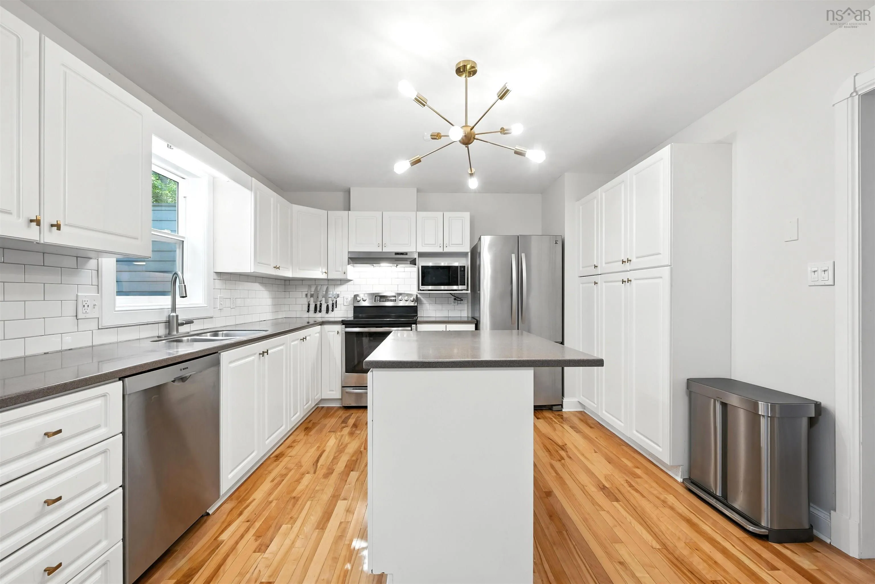 221 Spinnaker Drive, Halifax Peninsula, NS B3N 3C3, 3 Bedrooms Bedrooms, ,3 BathroomsBathrooms,Residential,For Sale,Spinnaker,202517807