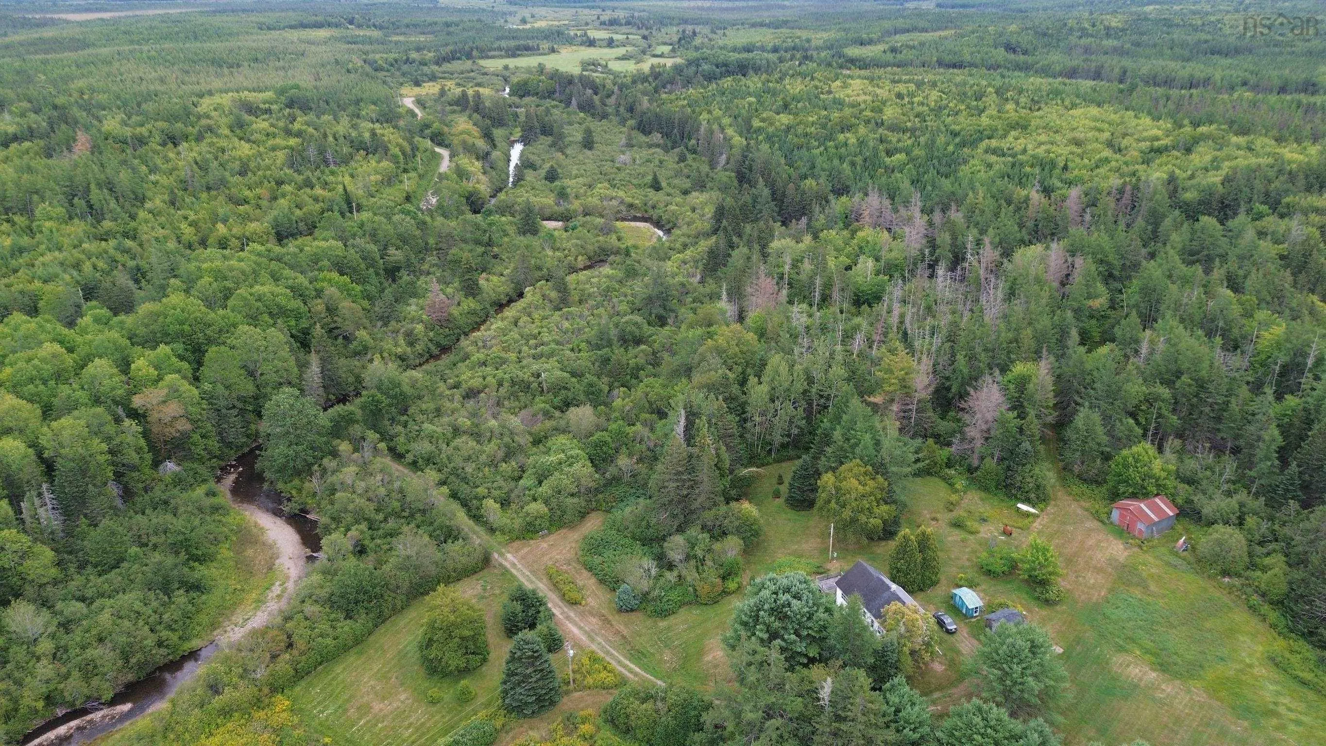 106 Dowling Road, West Bay Road, NS B0E 3L0, 4 Bedrooms Bedrooms, ,2 BathroomsBathrooms,Residential,For Sale,Dowling,202522198