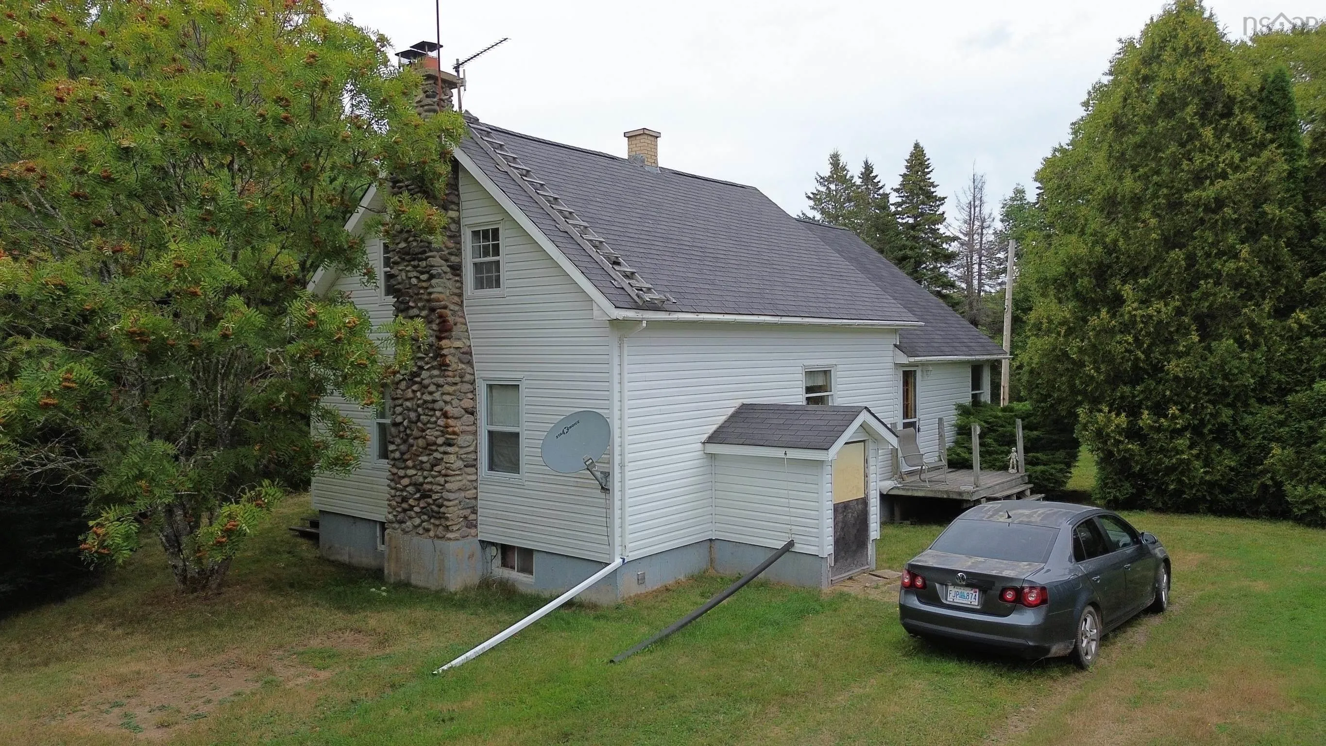 106 Dowling Road, West Bay Road, NS B0E 3L0, 4 Bedrooms Bedrooms, ,2 BathroomsBathrooms,Residential,For Sale,Dowling,202522198