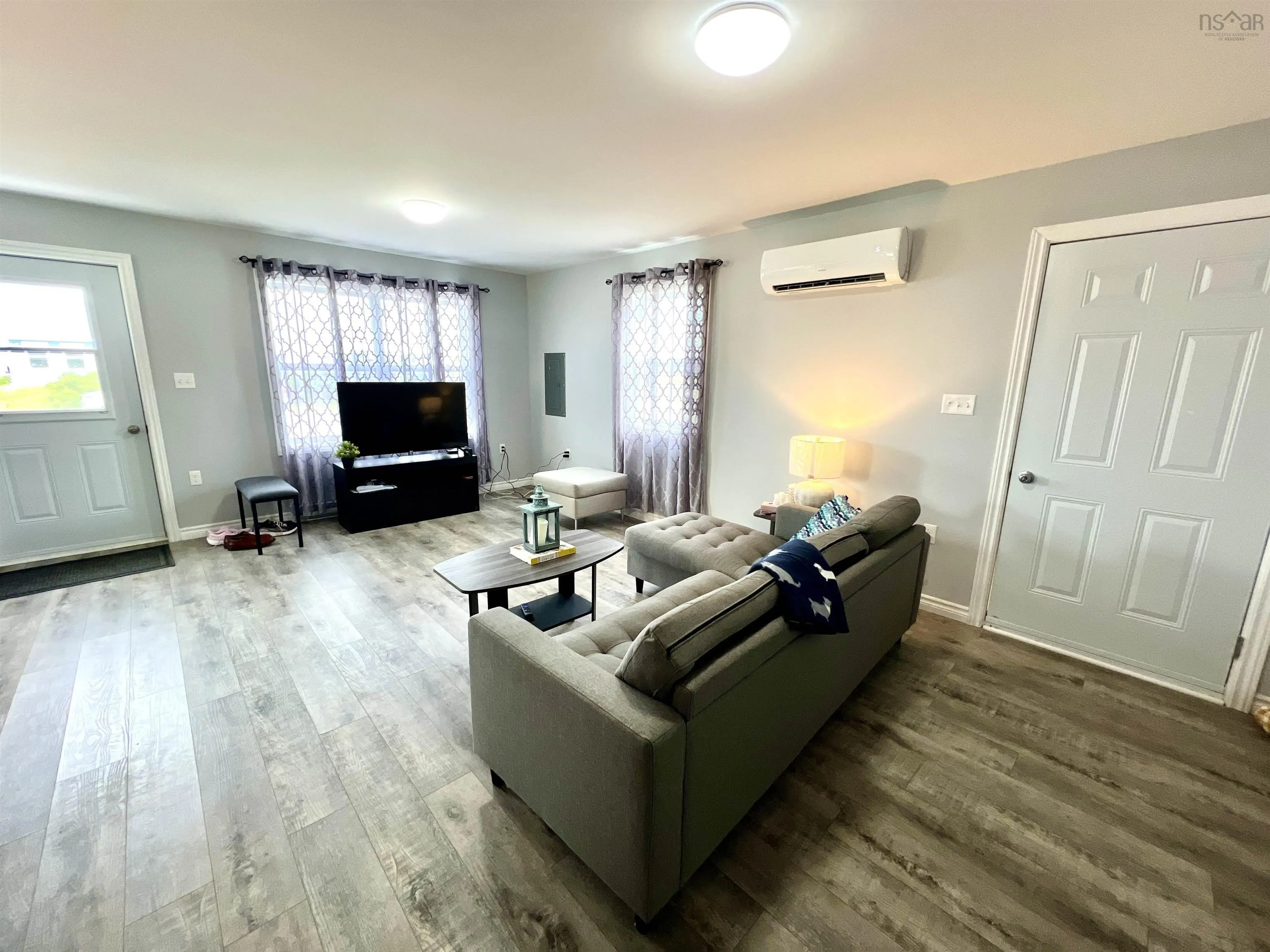 26 Tenth Street, Glace Bay, NS B1A 4L8, 3 Bedrooms Bedrooms, ,2 BathroomsBathrooms,Residential,For Sale,Tenth,202519465