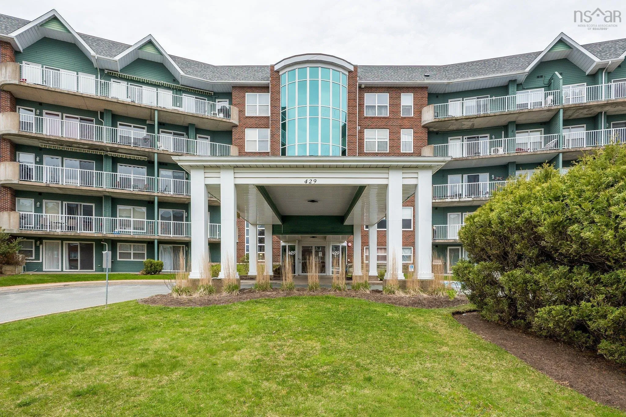 109-429 Parkland Drive, Halifax Ns B3s 1l3, 2 Bedrooms Bedrooms, ,2 BathroomsBathrooms,Residential,For Sale,Parkland,202510011