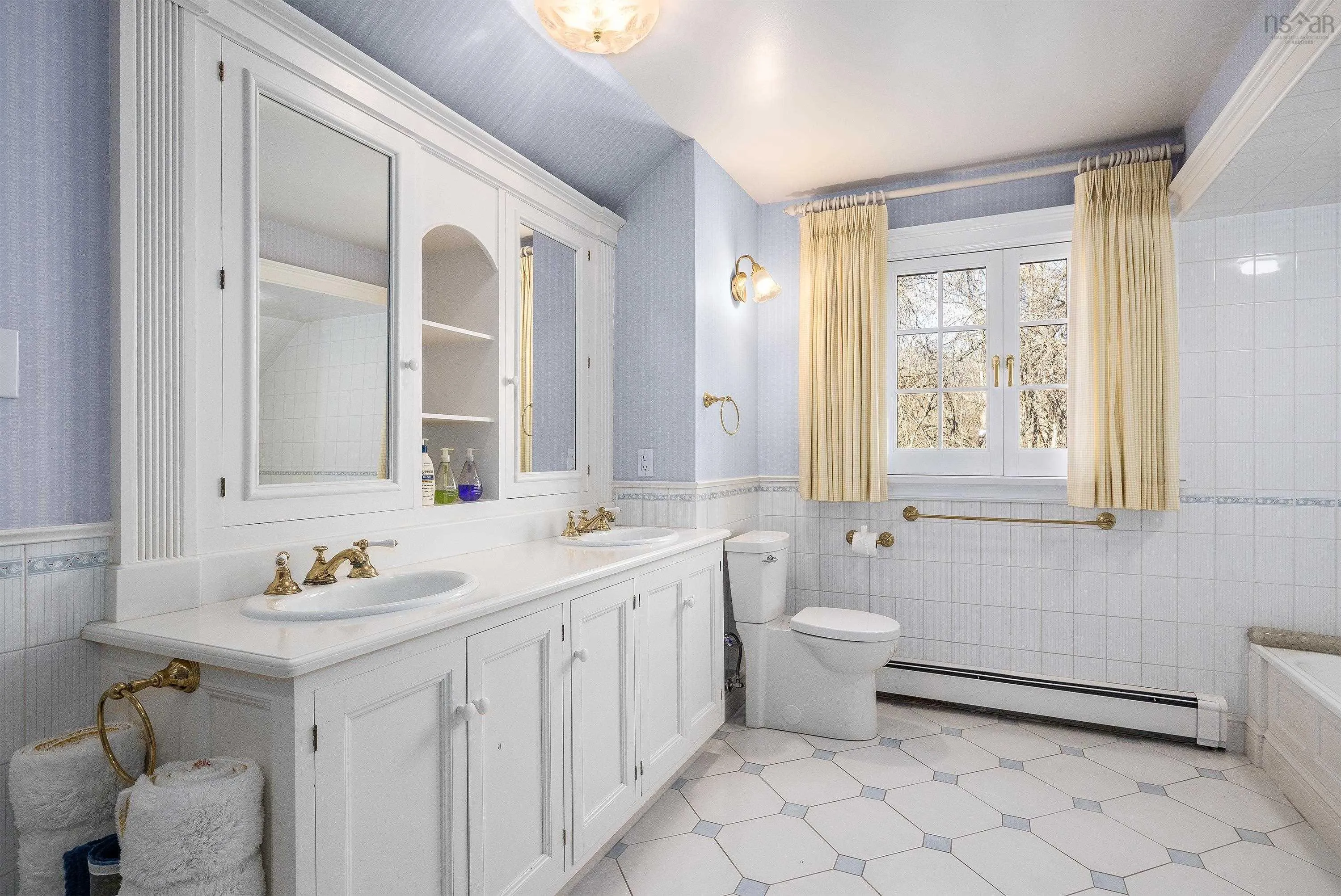 1462 Thornvale Avenue, Halifax, NS B3H 4C2, 4 Bedrooms Bedrooms, ,7 BathroomsBathrooms,Residential,For Sale,Thornvale,202512360