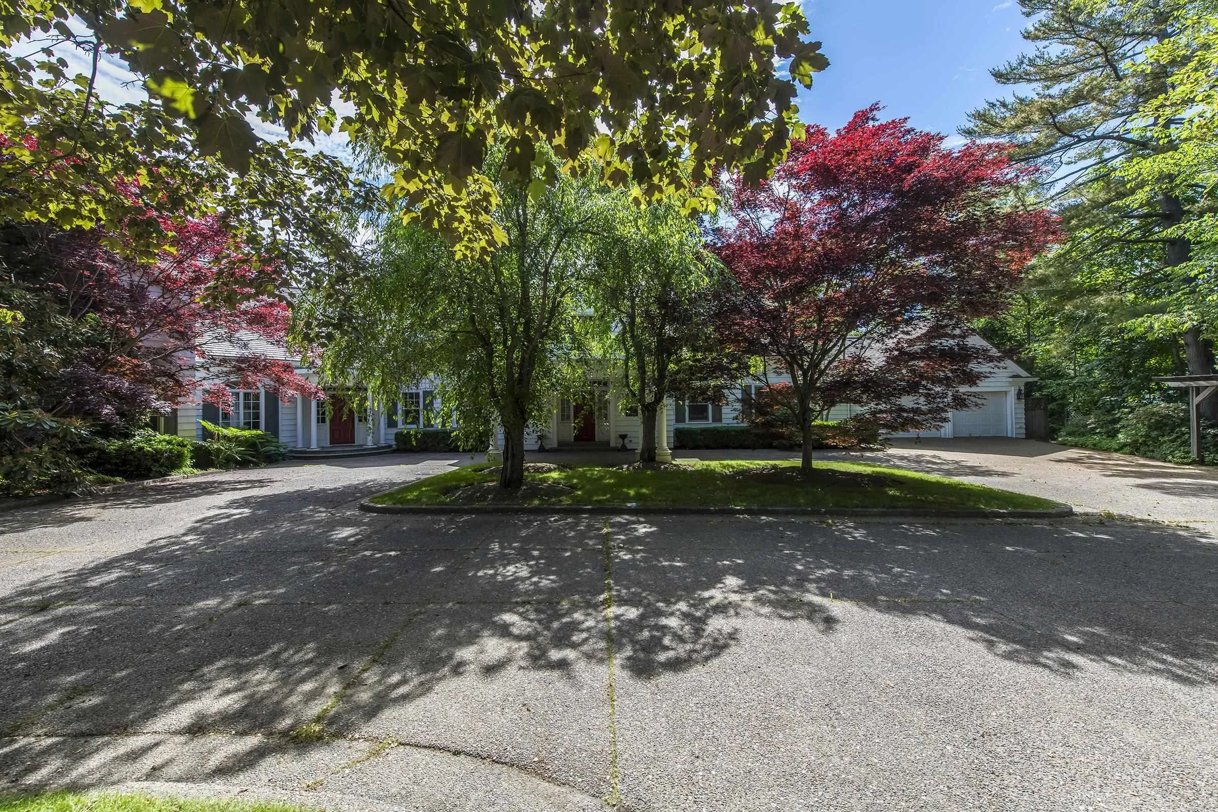 1462 Thornvale Avenue, Halifax, NS B3H 4C2, 4 Bedrooms Bedrooms, ,7 BathroomsBathrooms,Residential,For Sale,Thornvale,202512360