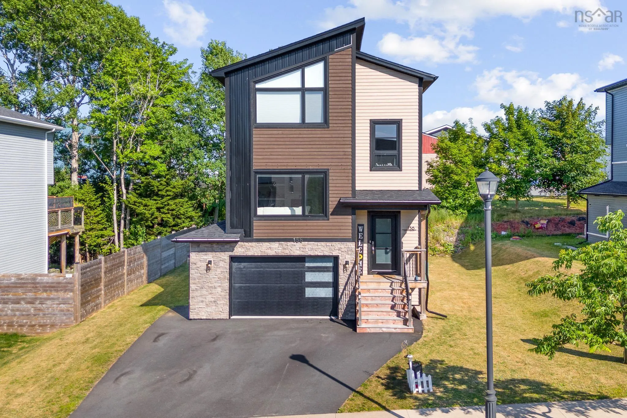 156 Lewis Drive, Bedford, NS B4B 1C5, 3 Bedrooms Bedrooms, ,4 BathroomsBathrooms,Residential,For Sale,Lewis,202517949