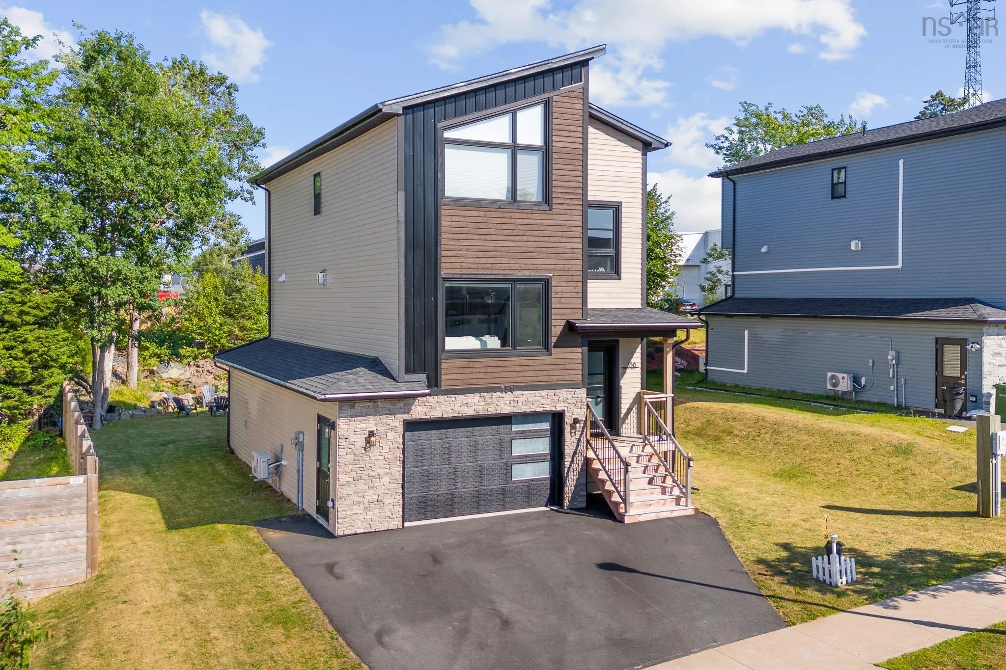 156 Lewis Drive, Bedford, NS B4B 1C5, 3 Bedrooms Bedrooms, ,4 BathroomsBathrooms,Residential,For Sale,Lewis,202517949