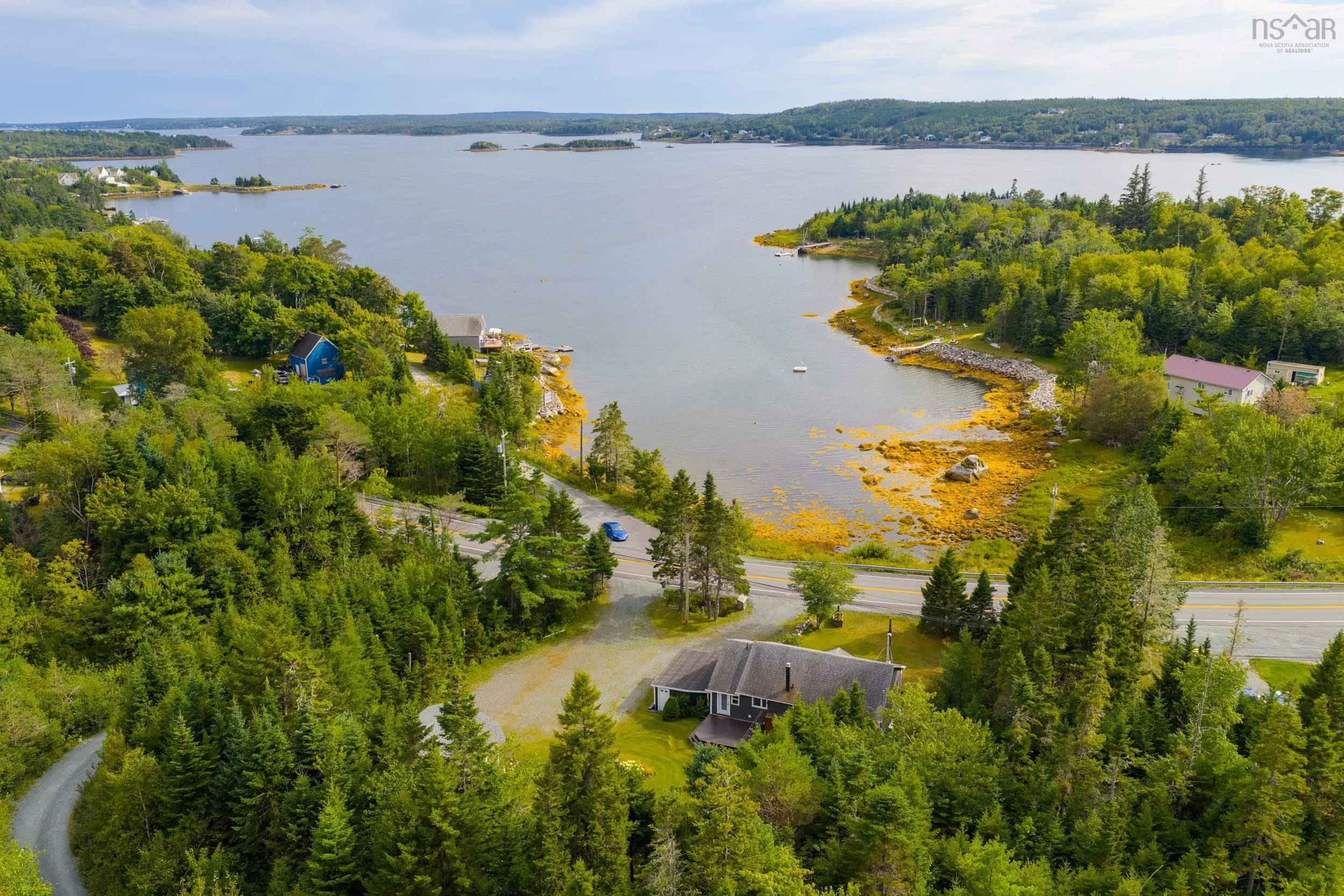 9513 Highway 7, Head Of Jeddore, NS B0J 2L0, 4 Bedrooms Bedrooms, ,3 BathroomsBathrooms,Residential,For Sale,Highway 7,202521941