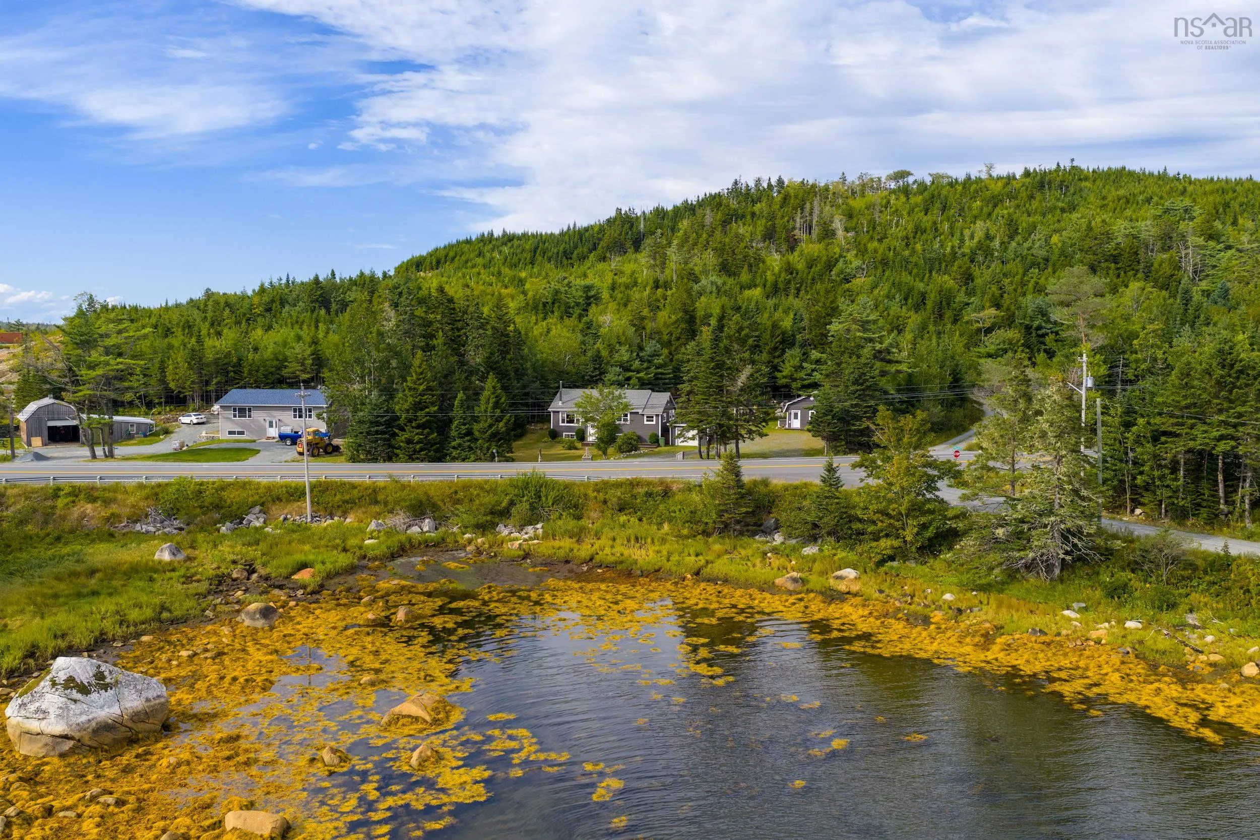9513 Highway 7, Head Of Jeddore, NS B0J 2L0, 4 Bedrooms Bedrooms, ,3 BathroomsBathrooms,Residential,For Sale,Highway 7,202521941