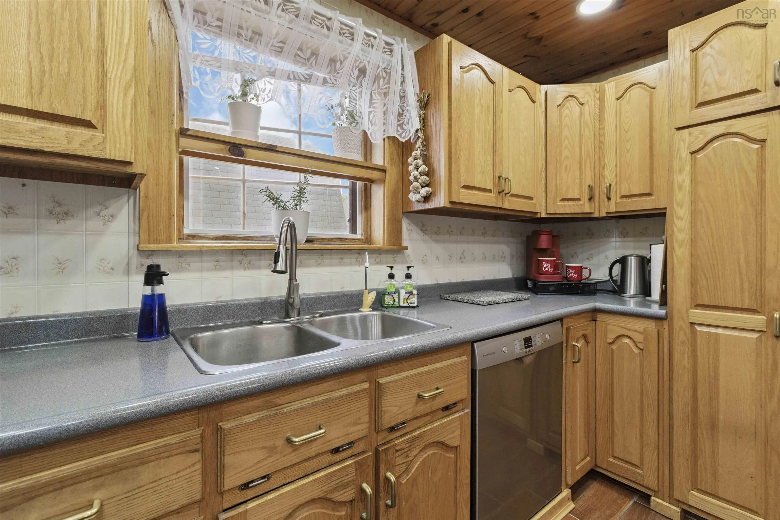 46 Roxbury Road, Port Medway, NS B0J 2T0, 3 Bedrooms Bedrooms, ,1 BathroomBathrooms,Residential,For Sale,Roxbury,202518468