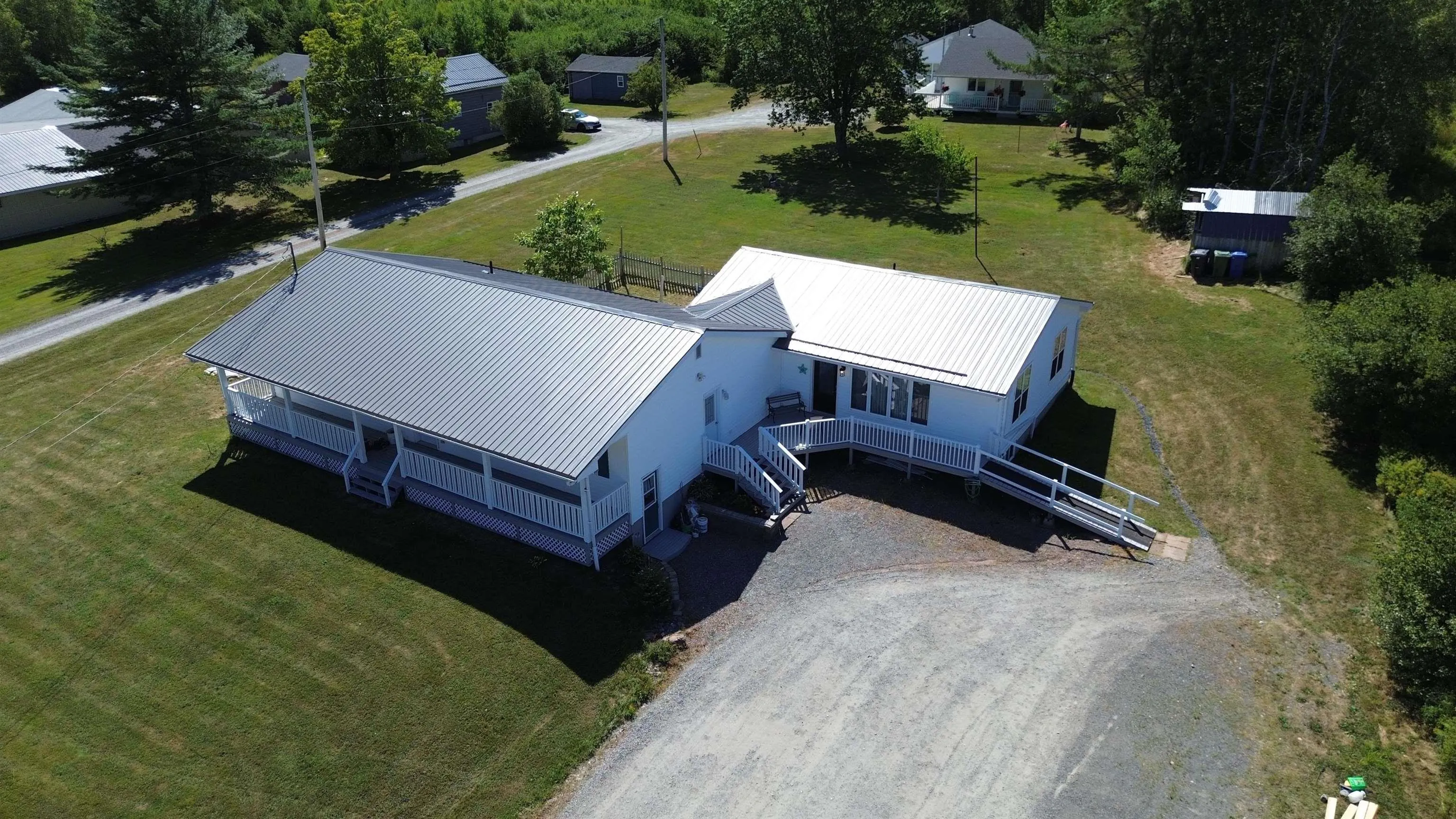 1066 Highway 2, Hilden, NS B0N 1C0, 7 Bedrooms Bedrooms, ,4 BathroomsBathrooms,Residential,For Sale,Highway 2,202520136