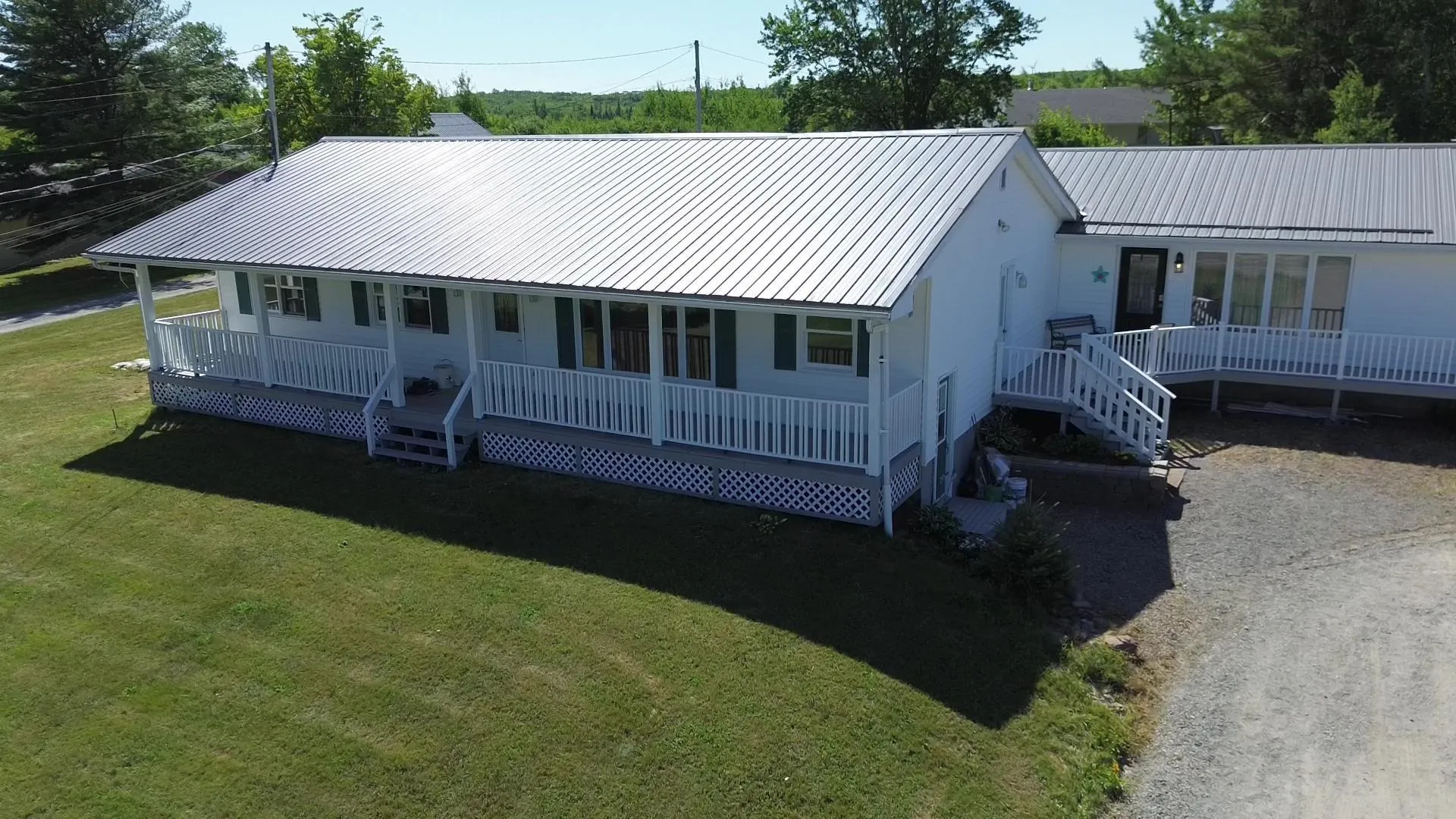 1066 Highway 2, Hilden, NS B0N 1C0, 7 Bedrooms Bedrooms, ,4 BathroomsBathrooms,Residential,For Sale,Highway 2,202520136