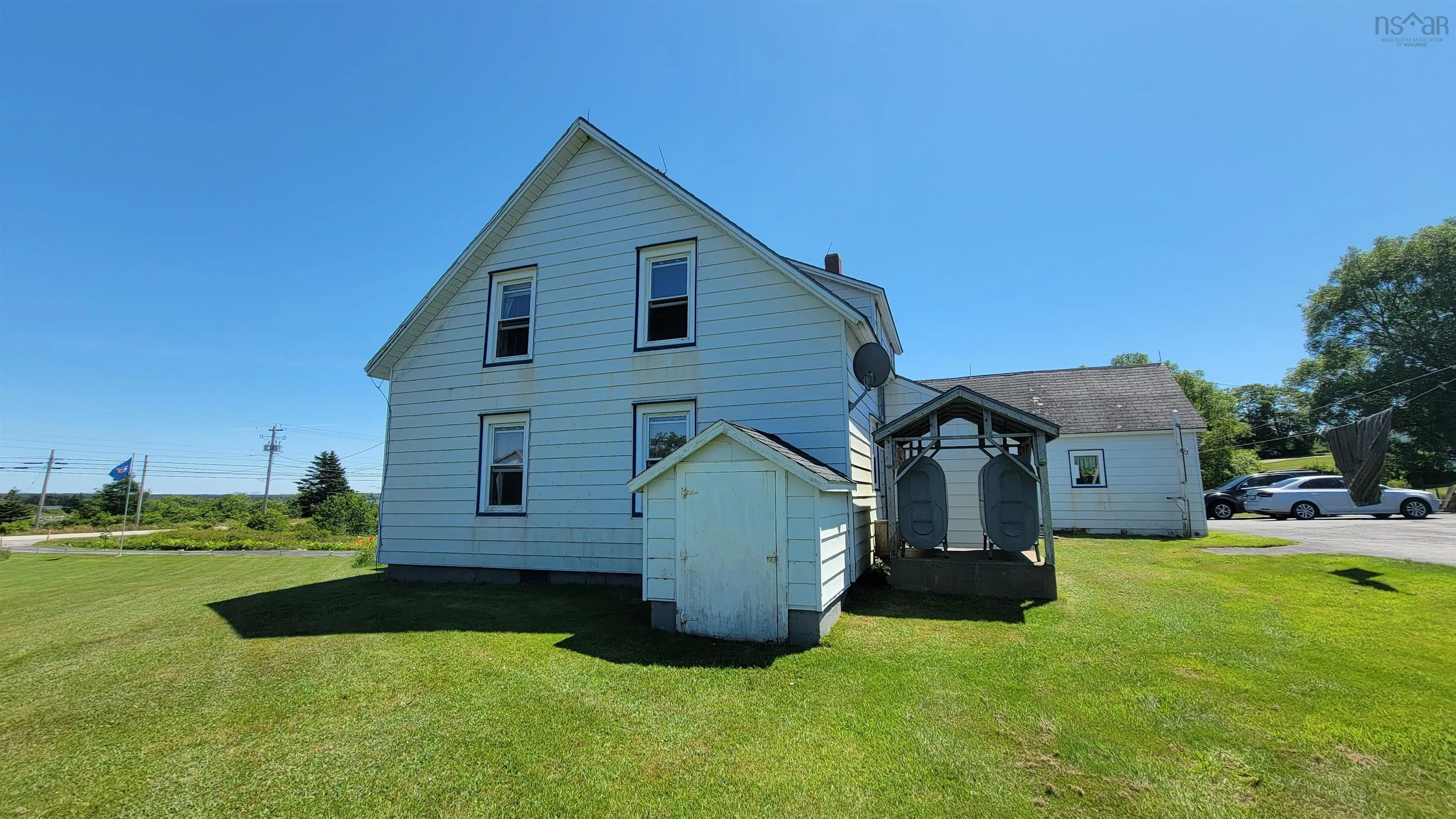486 335 Highway, West Pubnico, NS B0W 3S0, 6 Bedrooms Bedrooms, ,2 BathroomsBathrooms,Residential,For Sale,335,202517627