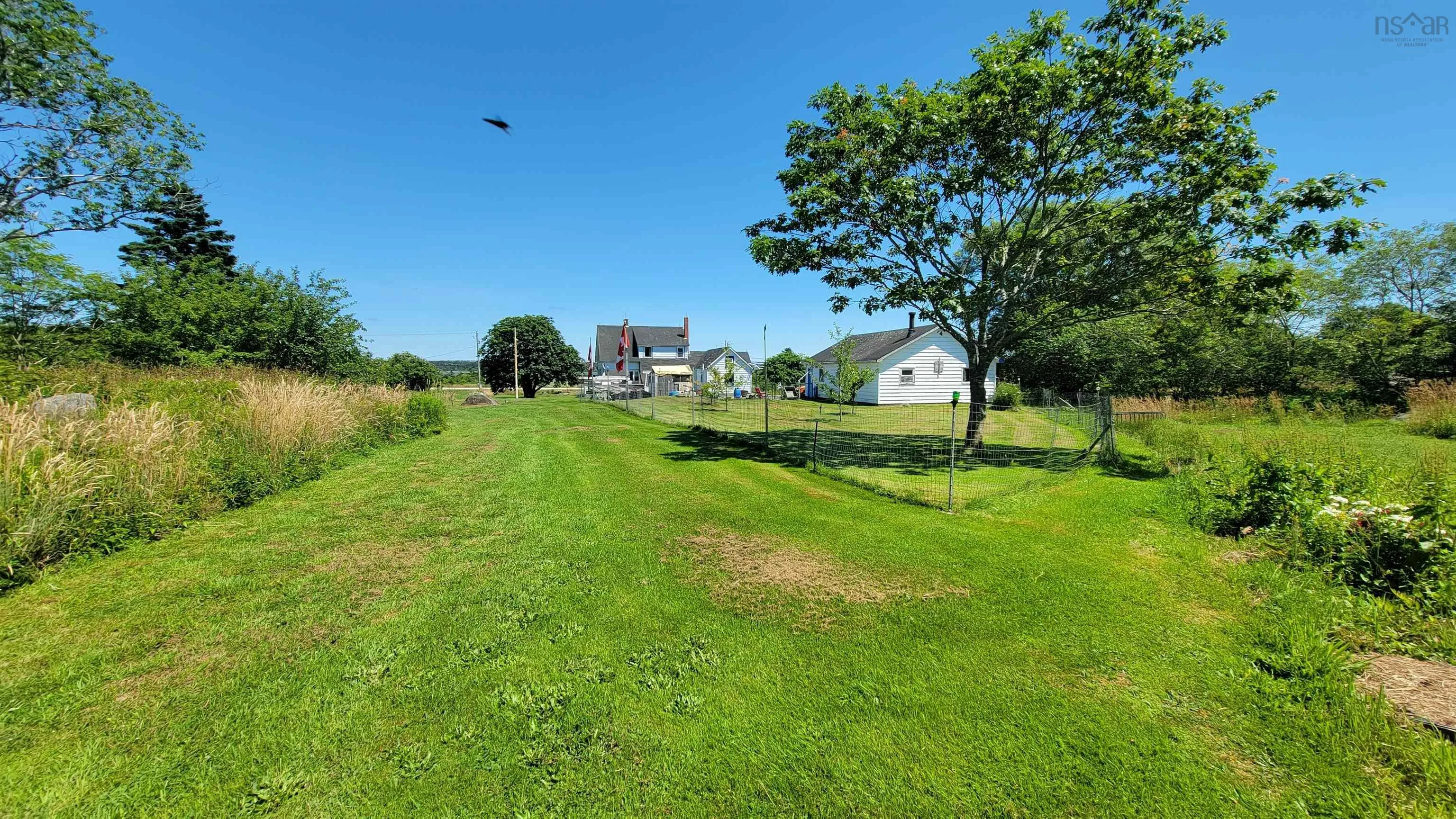 486 335 Highway, West Pubnico, NS B0W 3S0, 6 Bedrooms Bedrooms, ,2 BathroomsBathrooms,Residential,For Sale,335,202517627