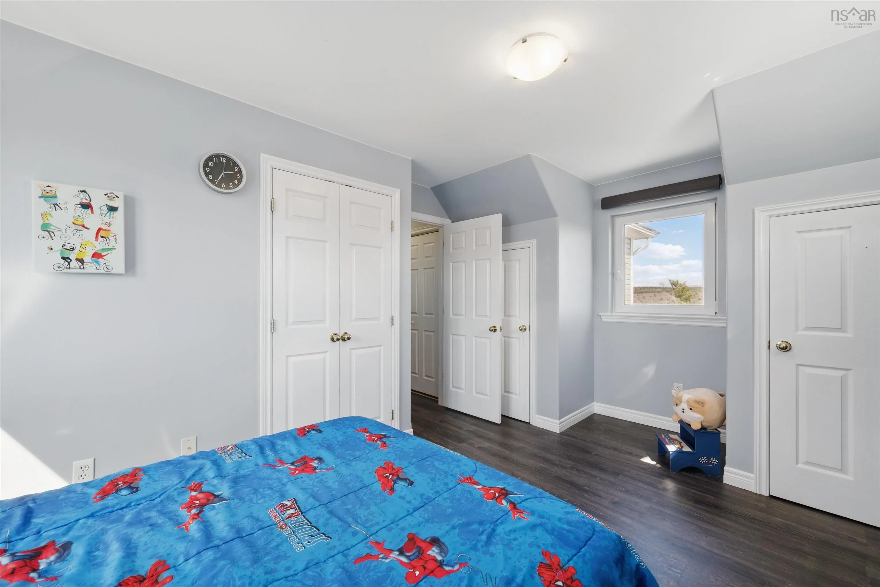 31 Limestone Avenue, Fall River, NS B2T 1N6, 4 Bedrooms Bedrooms, ,4 BathroomsBathrooms,Residential,For Sale,Limestone,202518400