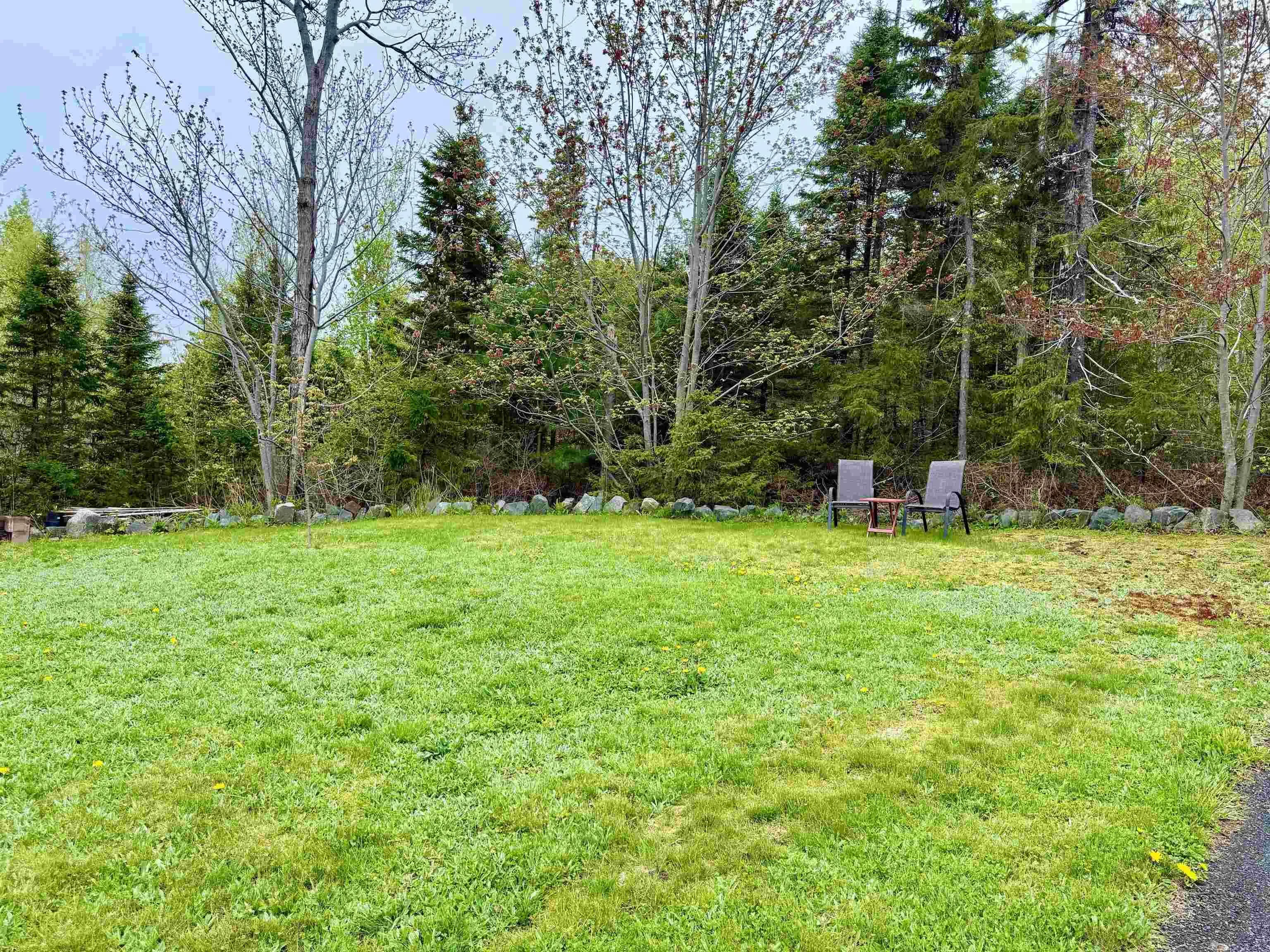 31 Limestone Avenue, Fall River, NS B2T 1N6, 4 Bedrooms Bedrooms, ,4 BathroomsBathrooms,Residential,For Sale,Limestone,202518400