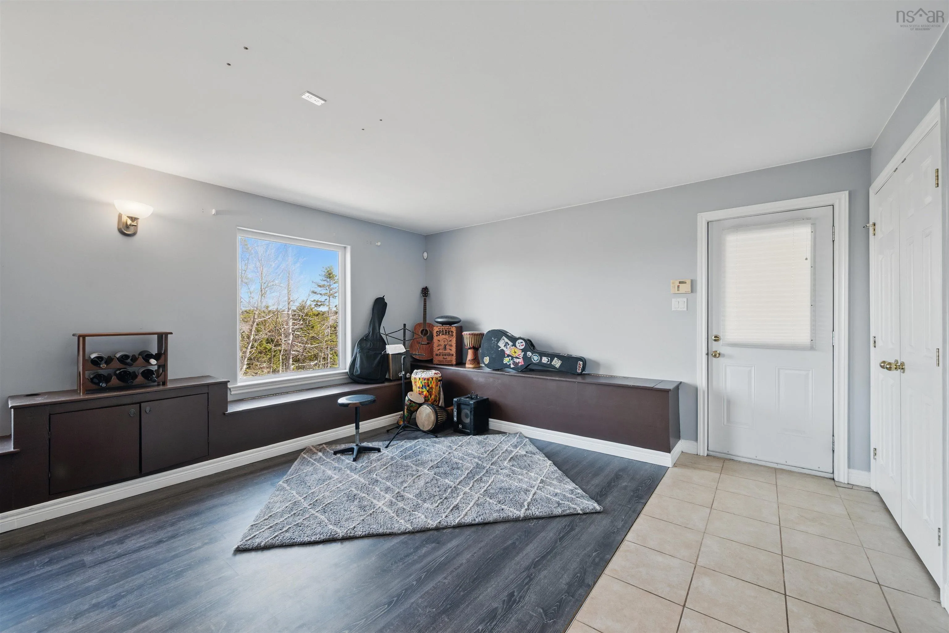 31 Limestone Avenue, Fall River, NS B2T 1N6, 4 Bedrooms Bedrooms, ,4 BathroomsBathrooms,Residential,For Sale,Limestone,202518400