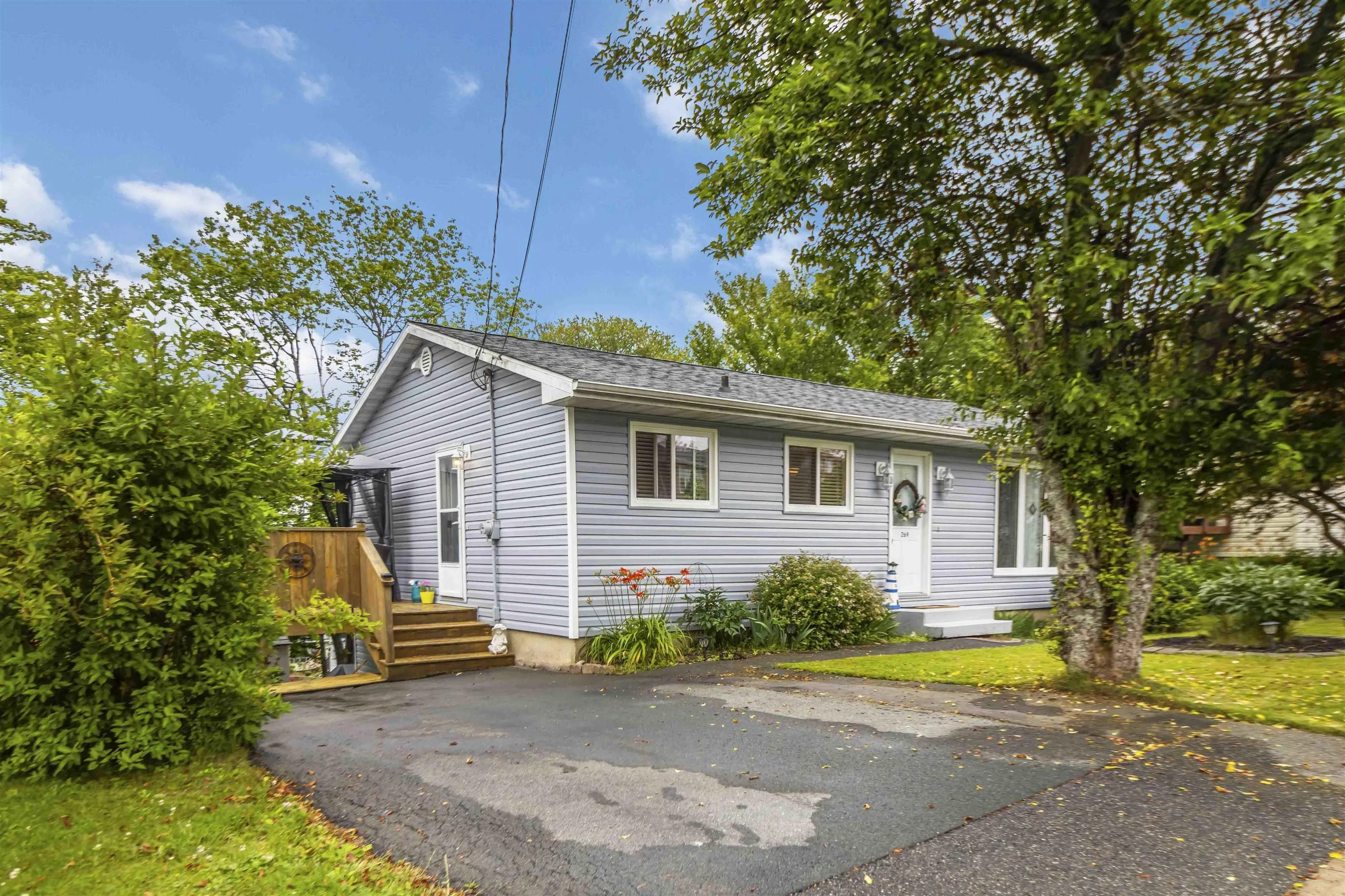 269 Flying Cloud Drive, Cole Harbour, NS B2W 4V7, 3 Bedrooms Bedrooms, ,2 BathroomsBathrooms,Residential,For Sale,Flying Cloud,202520343