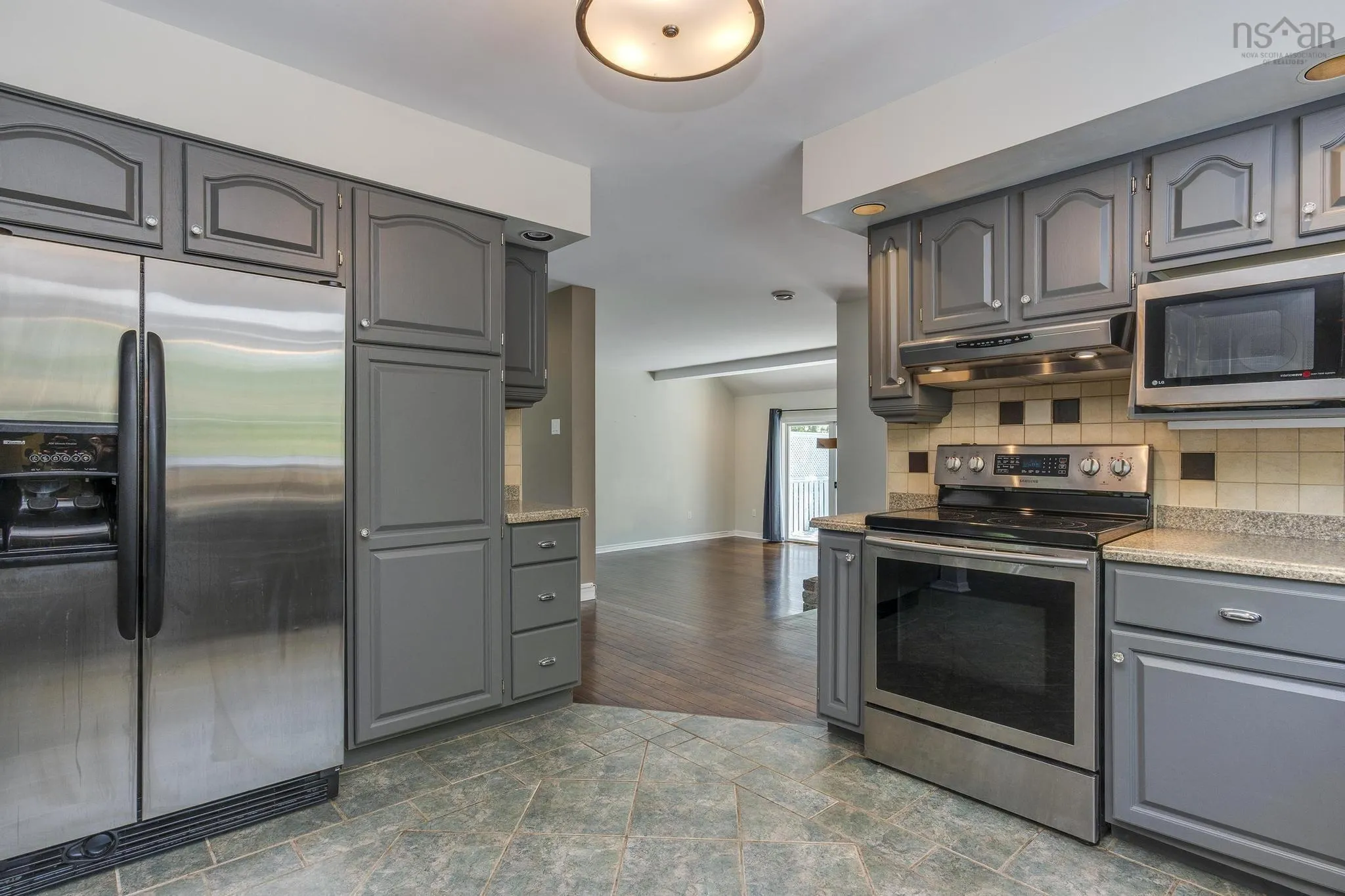 12 Saraguay Place, Halifax, NS B3P 2N9, 5 Bedrooms Bedrooms, ,4 BathroomsBathrooms,Residential,For Sale,Saraguay,202522740