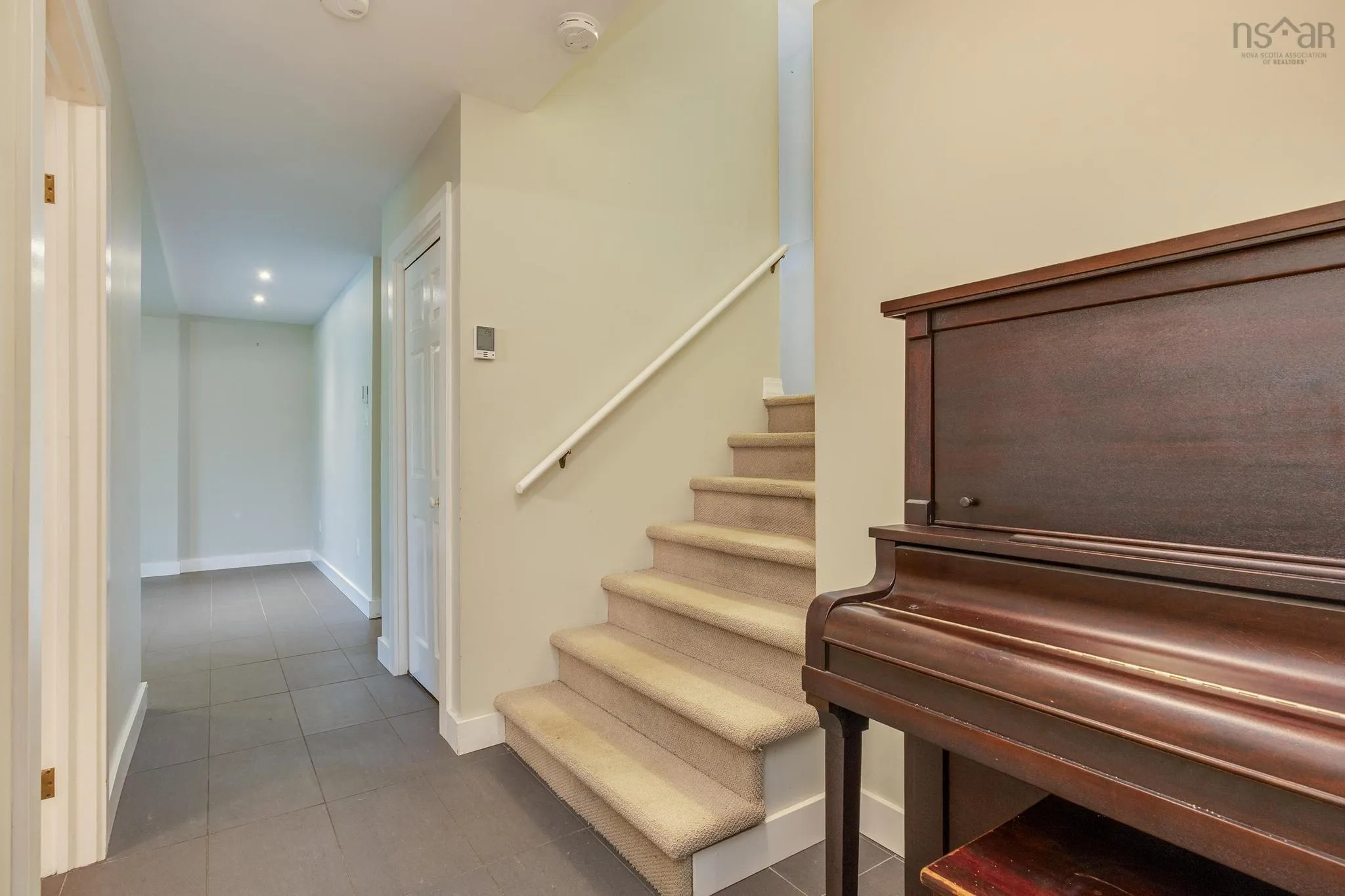 12 Saraguay Place, Halifax, NS B3P 2N9, 5 Bedrooms Bedrooms, ,4 BathroomsBathrooms,Residential,For Sale,Saraguay,202522740