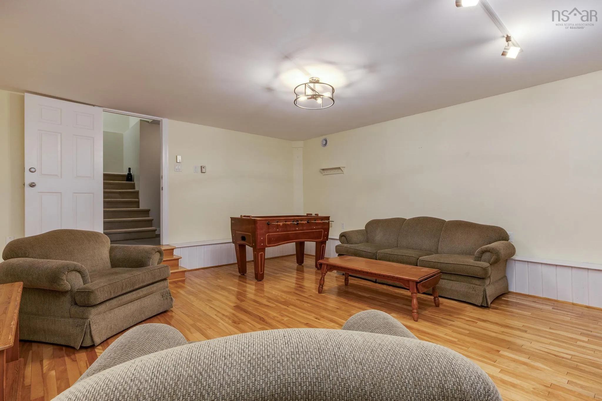 12 Saraguay Place, Halifax, NS B3P 2N9, 5 Bedrooms Bedrooms, ,4 BathroomsBathrooms,Residential,For Sale,Saraguay,202522740