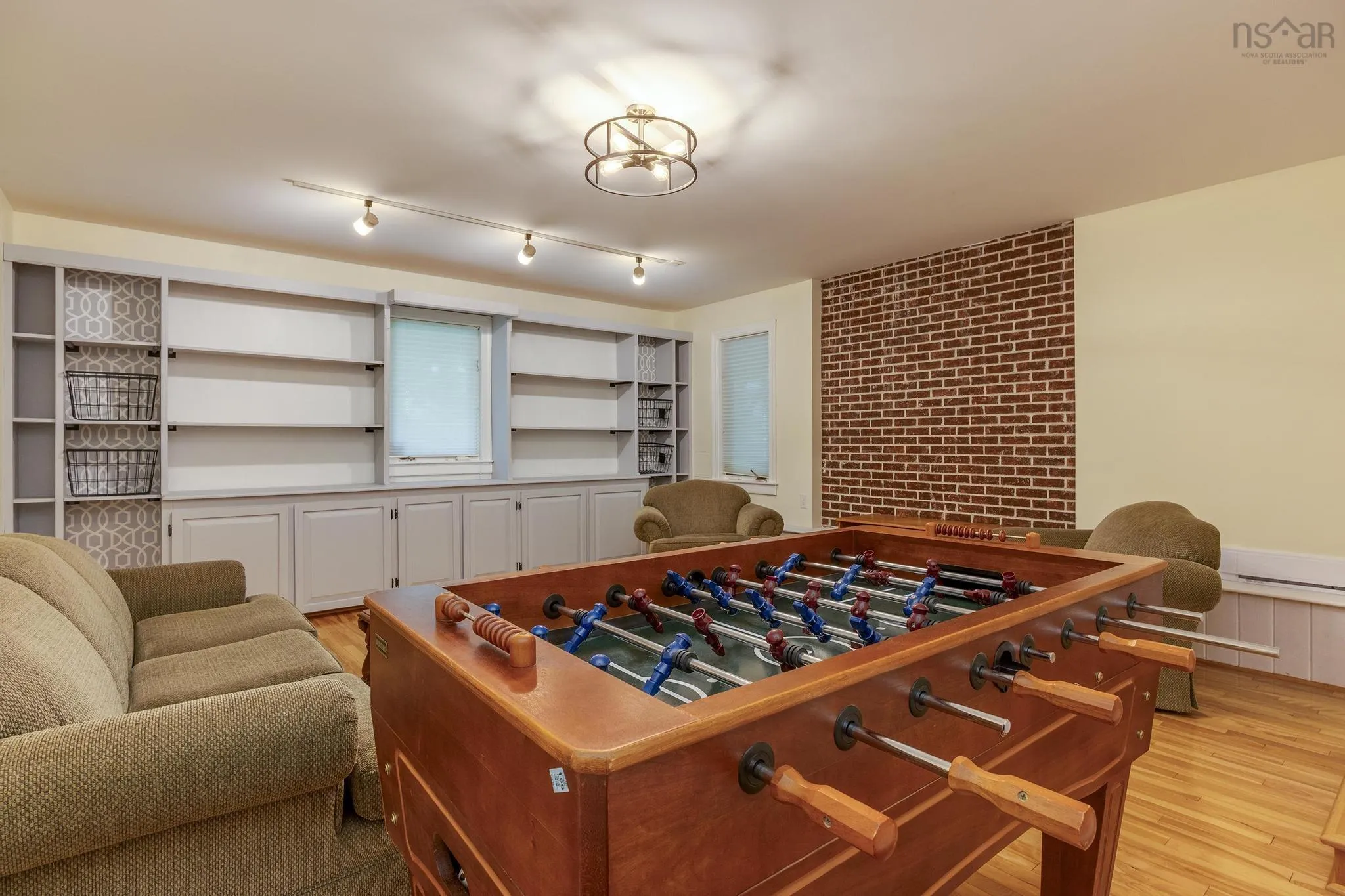 12 Saraguay Place, Halifax, NS B3P 2N9, 5 Bedrooms Bedrooms, ,4 BathroomsBathrooms,Residential,For Sale,Saraguay,202522740