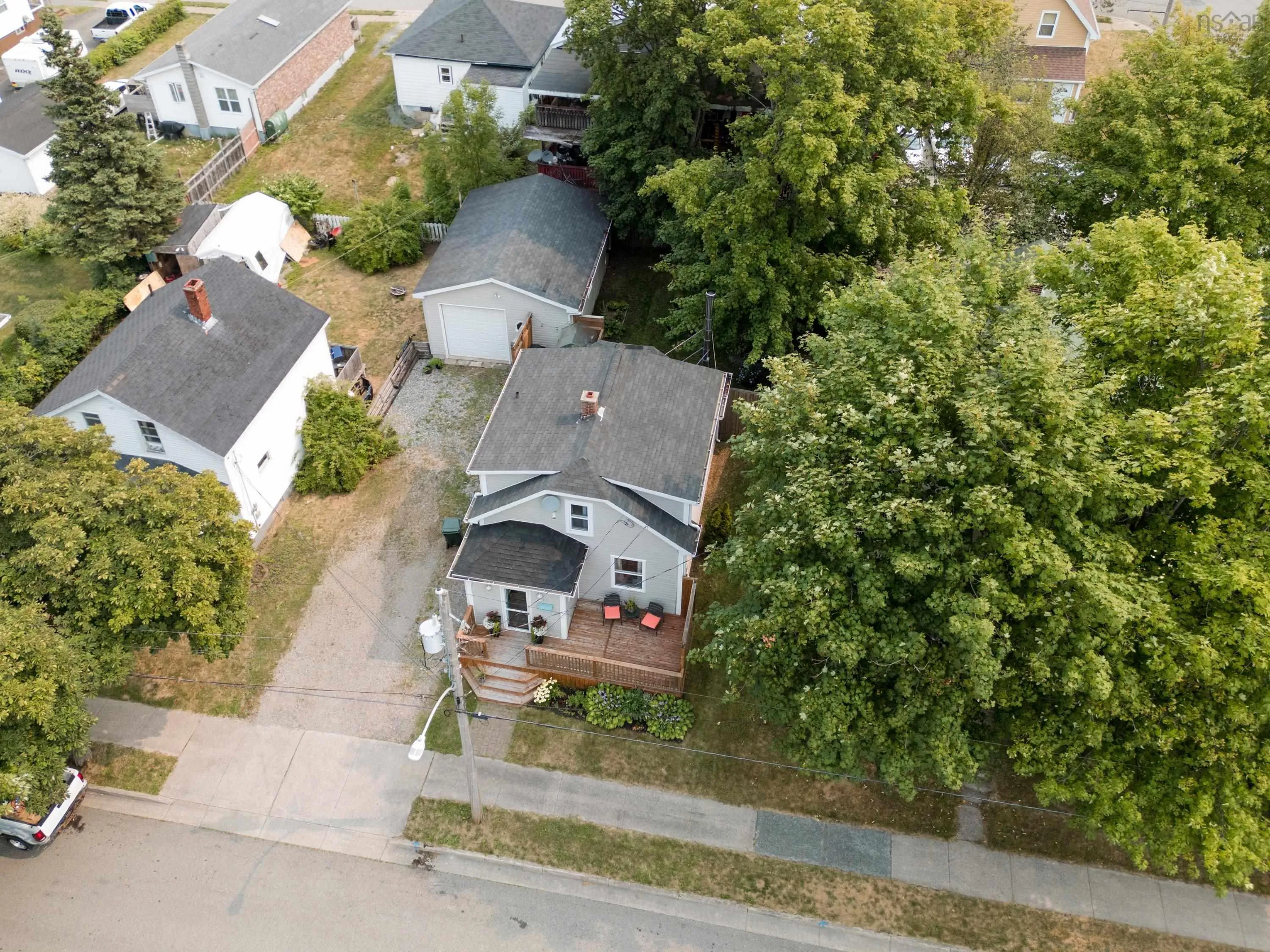 37 Court Street, Sydney, NS B1S 2X4, 3 Bedrooms Bedrooms, ,1 BathroomBathrooms,Residential,For Sale,Court,202519831