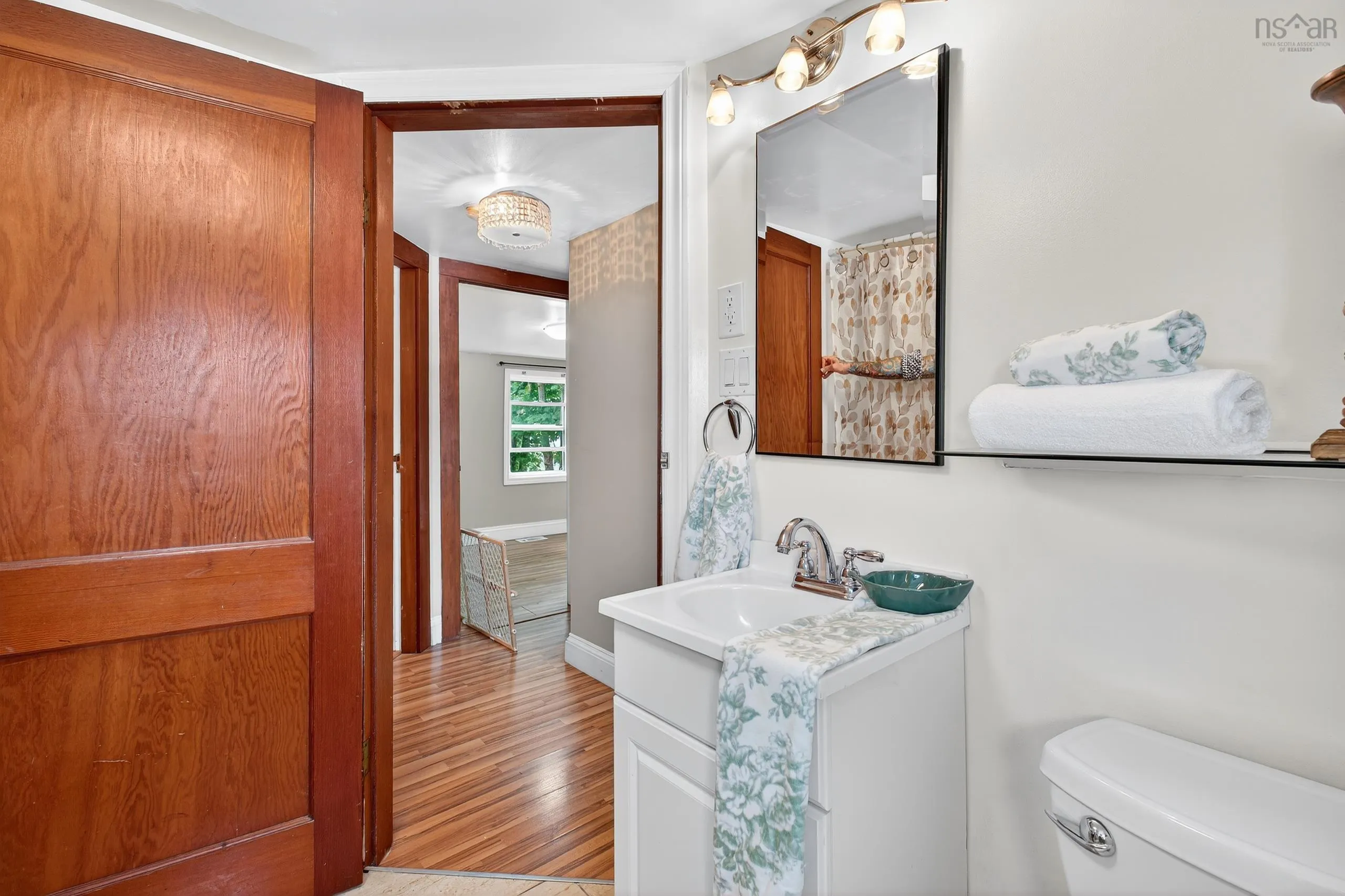 37 Court Street, Sydney, NS B1S 2X4, 3 Bedrooms Bedrooms, ,1 BathroomBathrooms,Residential,For Sale,Court,202519831