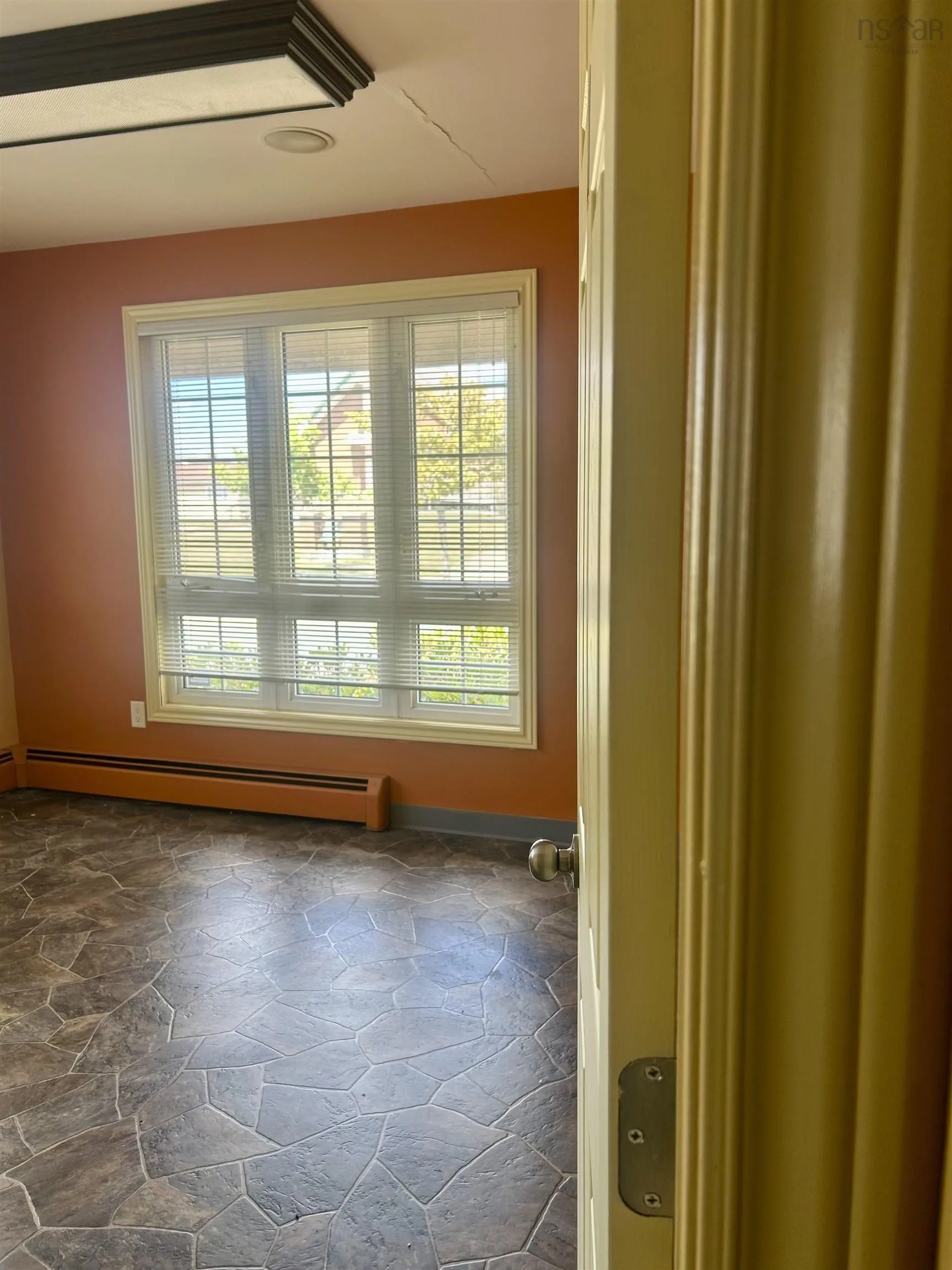 7561 Main St., Louisbourg, NS B1C 1J7, 2 Bedrooms Bedrooms, ,2 BathroomsBathrooms,Residential,For Sale,Main St.,202521446