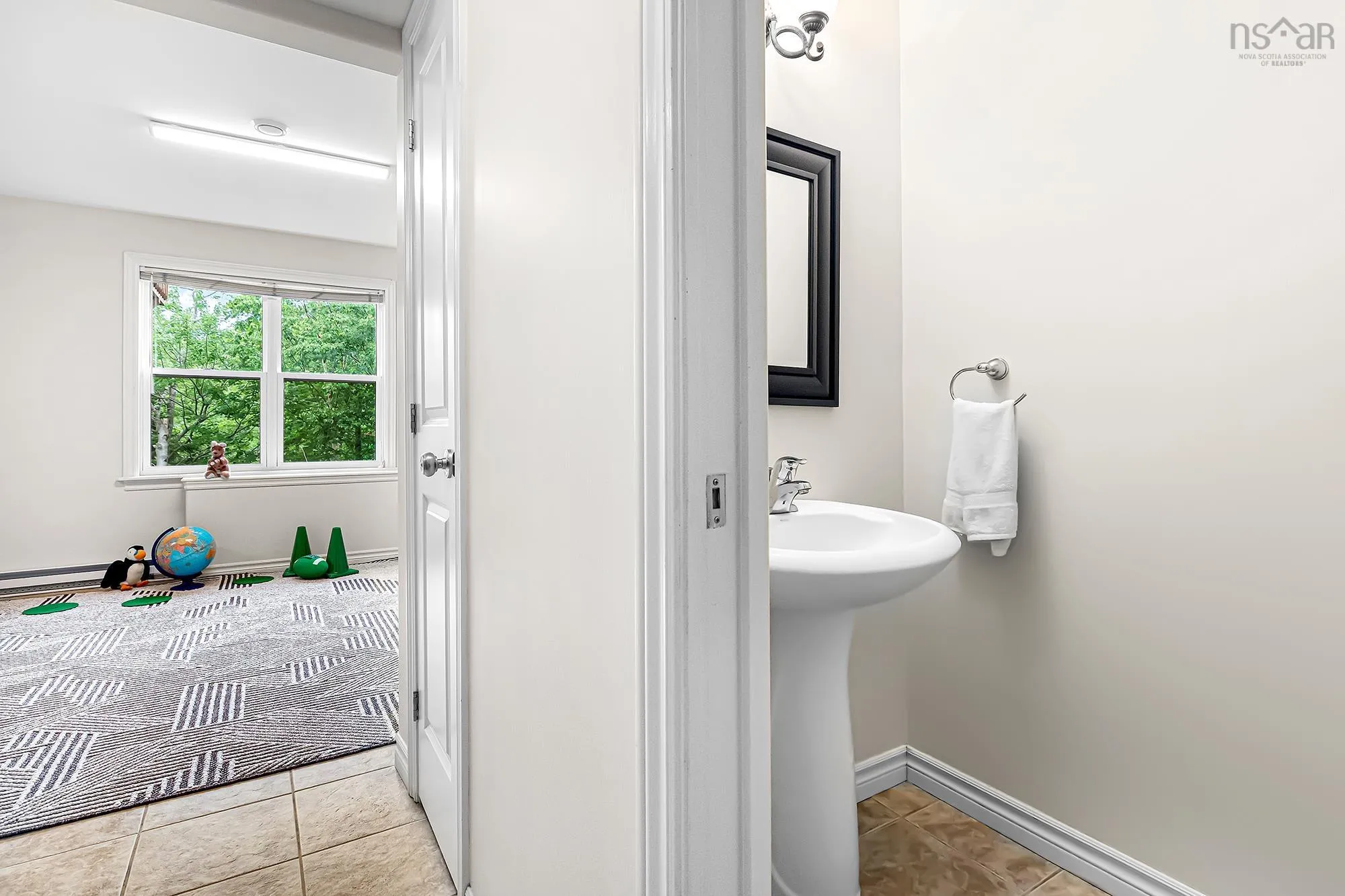 22 Brigadier Court, Halifax, NS B3M 4Y5, 3 Bedrooms Bedrooms, ,4 BathroomsBathrooms,Residential,For Sale,Brigadier,202524049