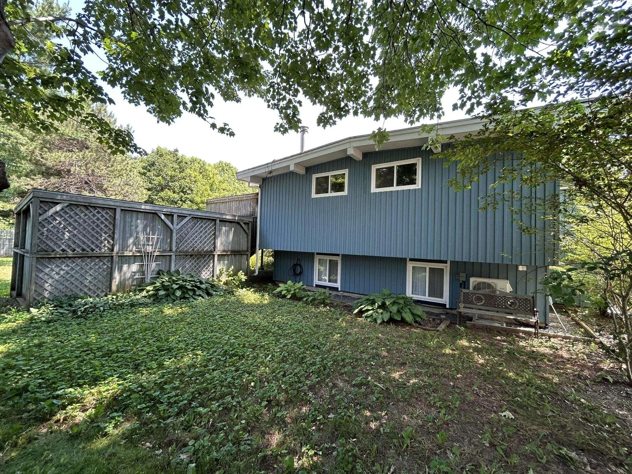 45 Redden Avenue, New Minas, NS B4N 3H8, 5 Bedrooms Bedrooms, ,2 BathroomsBathrooms,Residential,For Sale,Redden,202516172