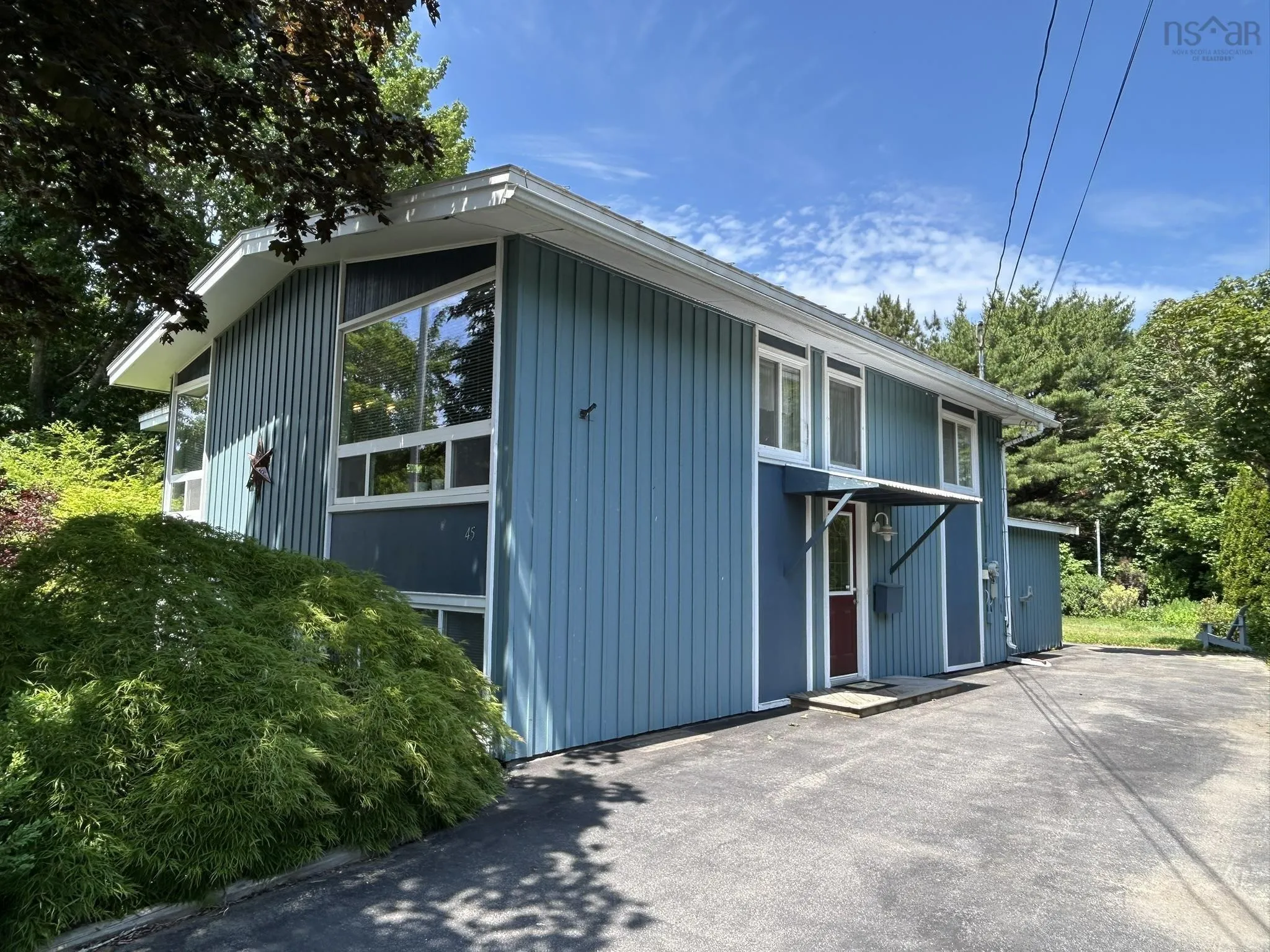 45 Redden Avenue, New Minas, NS B4N 3H8, 5 Bedrooms Bedrooms, ,2 BathroomsBathrooms,Residential,For Sale,Redden,202516172