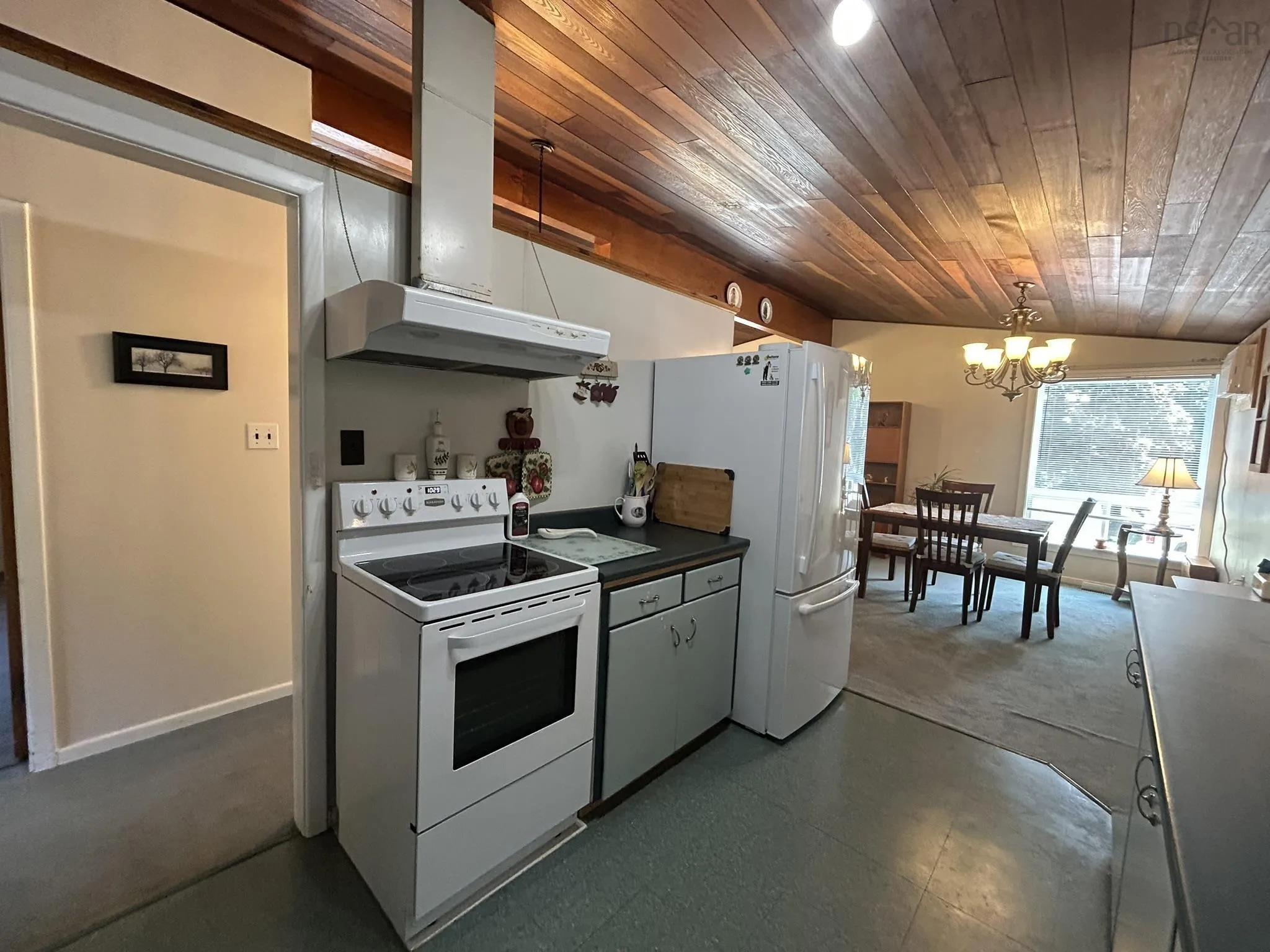 45 Redden Avenue, New Minas, NS B4N 3H8, 5 Bedrooms Bedrooms, ,2 BathroomsBathrooms,Residential,For Sale,Redden,202516172