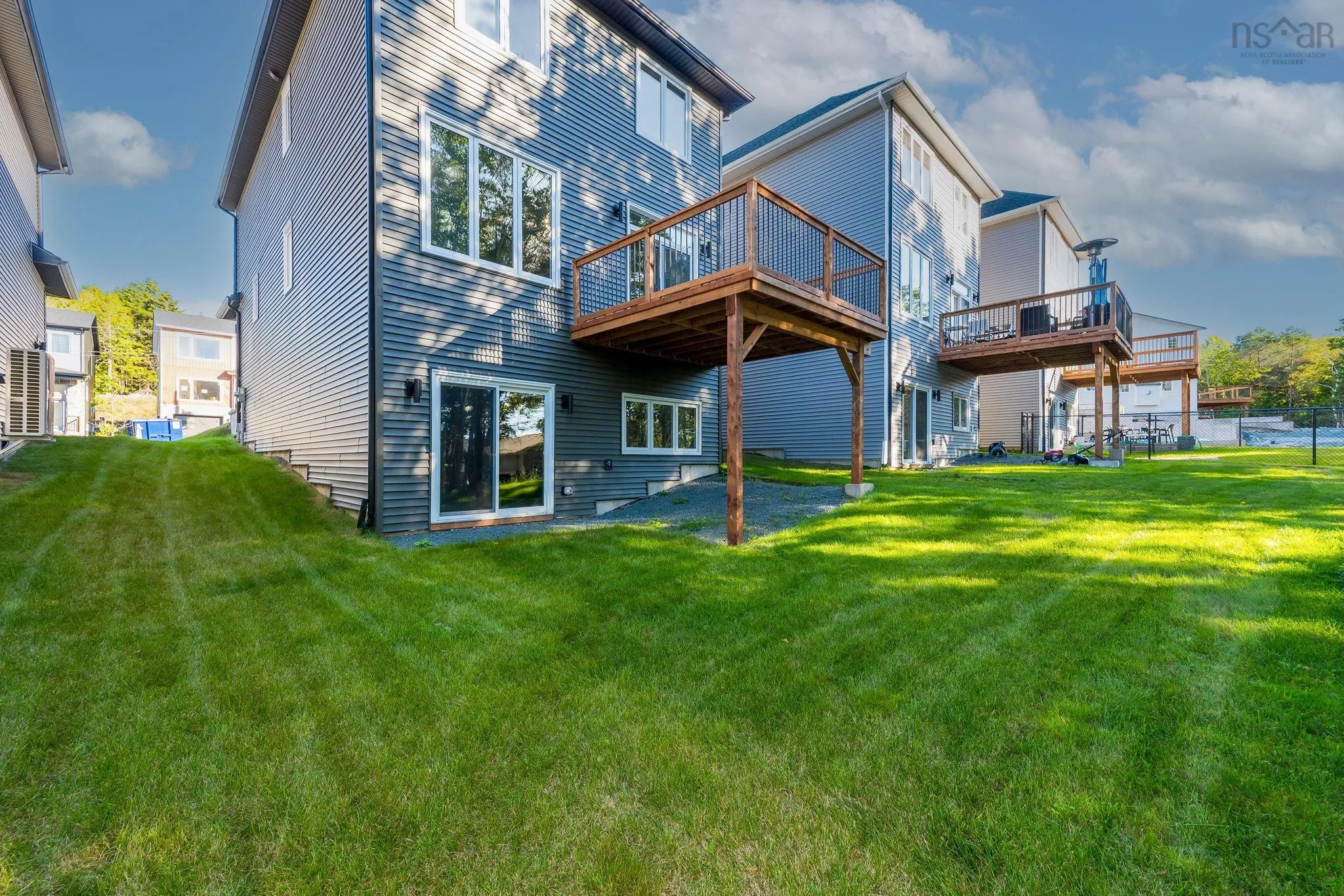 69 Pearlgarden Close, Dartmouth, NS B2X 0C2, 3 Bedrooms Bedrooms, ,3 BathroomsBathrooms,Residential,For Sale,Pearlgarden,202524015