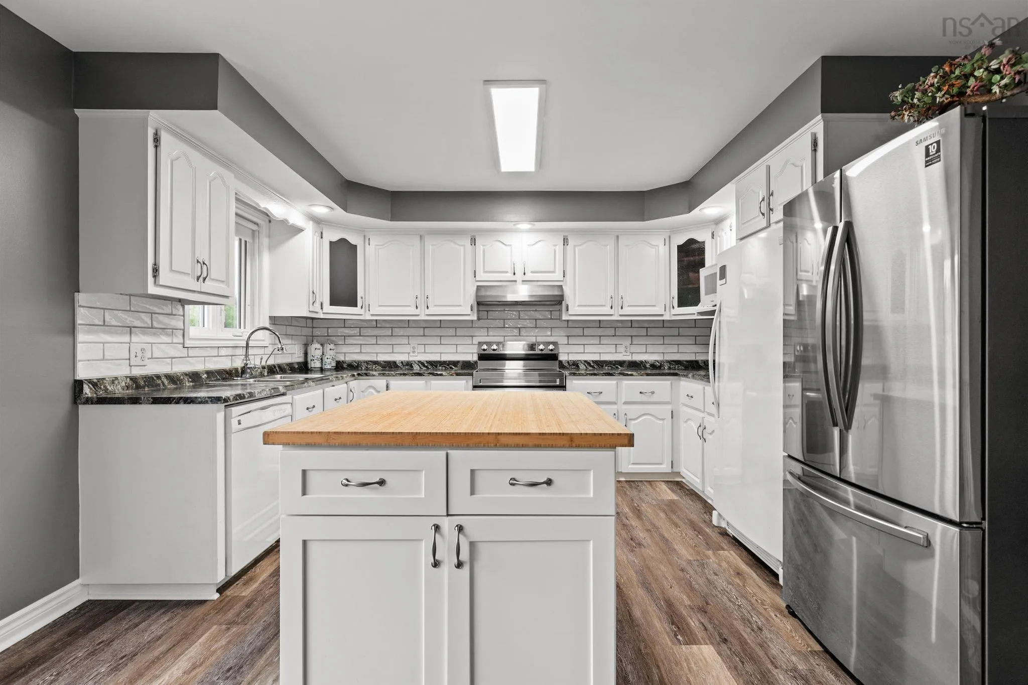 69 Michelle Drive, Lawrencetown, NS B2Z 1E5, 5 Bedrooms Bedrooms, ,3 BathroomsBathrooms,Residential,For Sale,Michelle,202522143