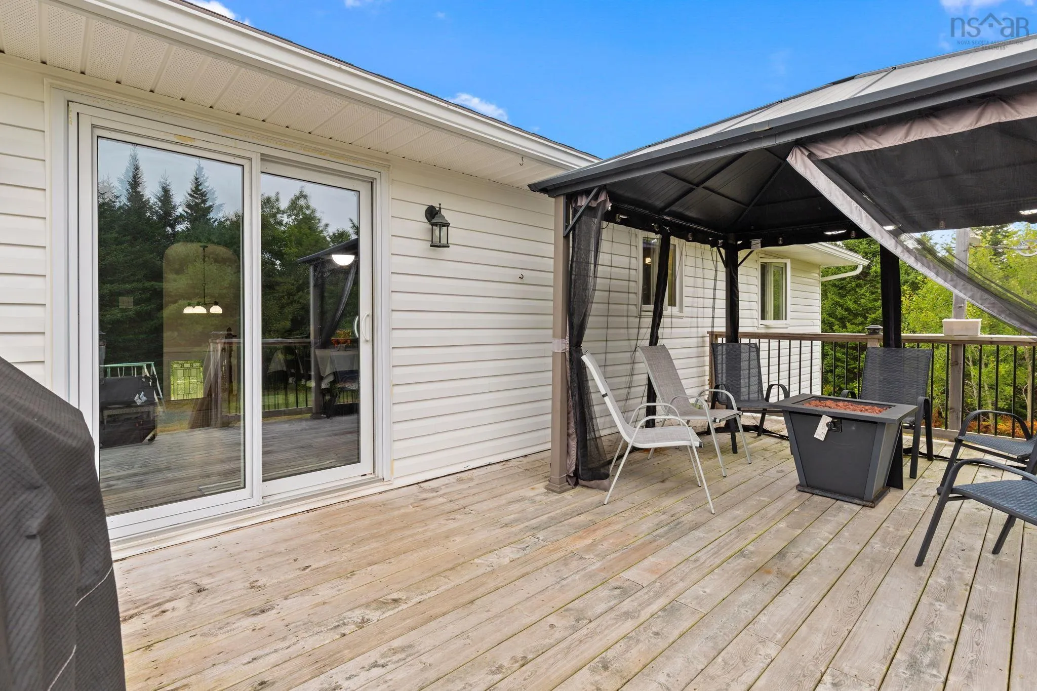 69 Michelle Drive, Lawrencetown, NS B2Z 1E5, 5 Bedrooms Bedrooms, ,3 BathroomsBathrooms,Residential,For Sale,Michelle,202522143