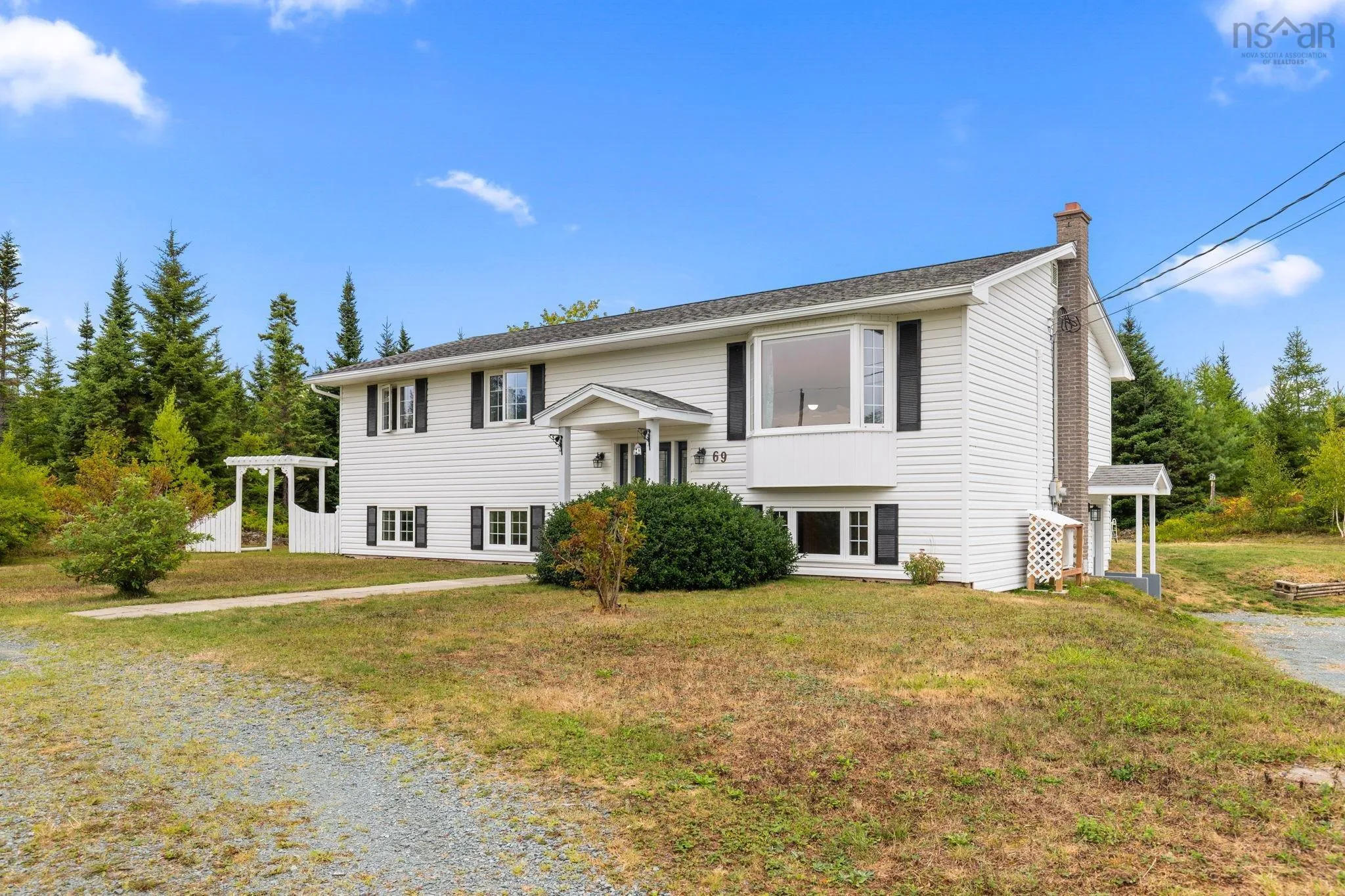 69 Michelle Drive, Lawrencetown, NS B2Z 1E5, 5 Bedrooms Bedrooms, ,3 BathroomsBathrooms,Residential,For Sale,Michelle,202522143