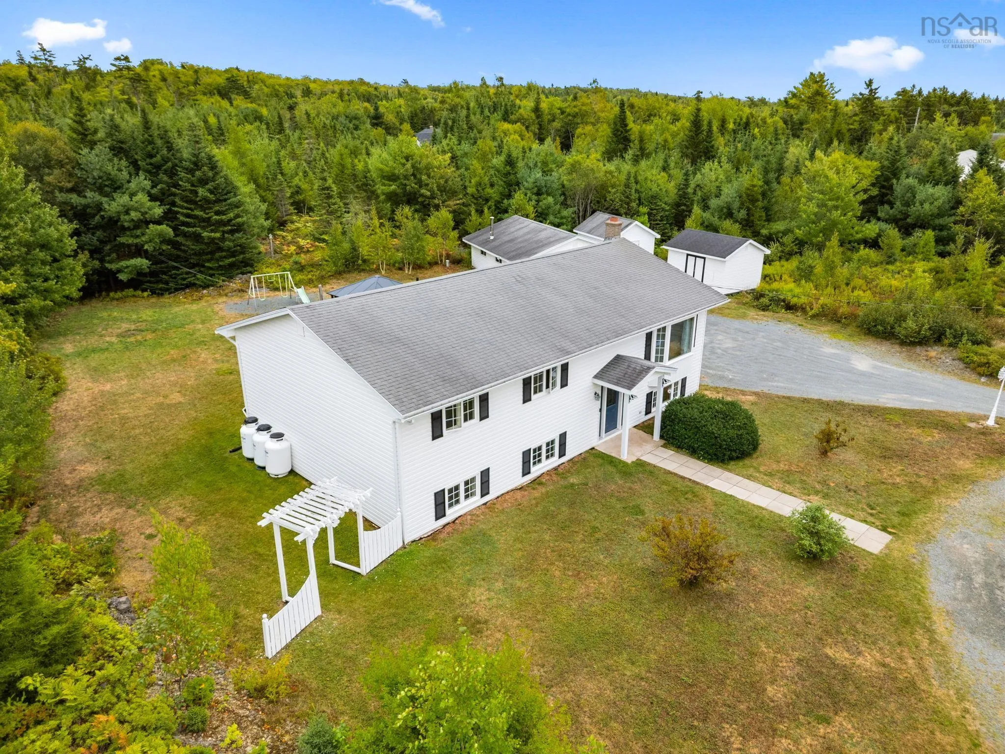 69 Michelle Drive, Lawrencetown, NS B2Z 1E5, 5 Bedrooms Bedrooms, ,3 BathroomsBathrooms,Residential,For Sale,Michelle,202522143